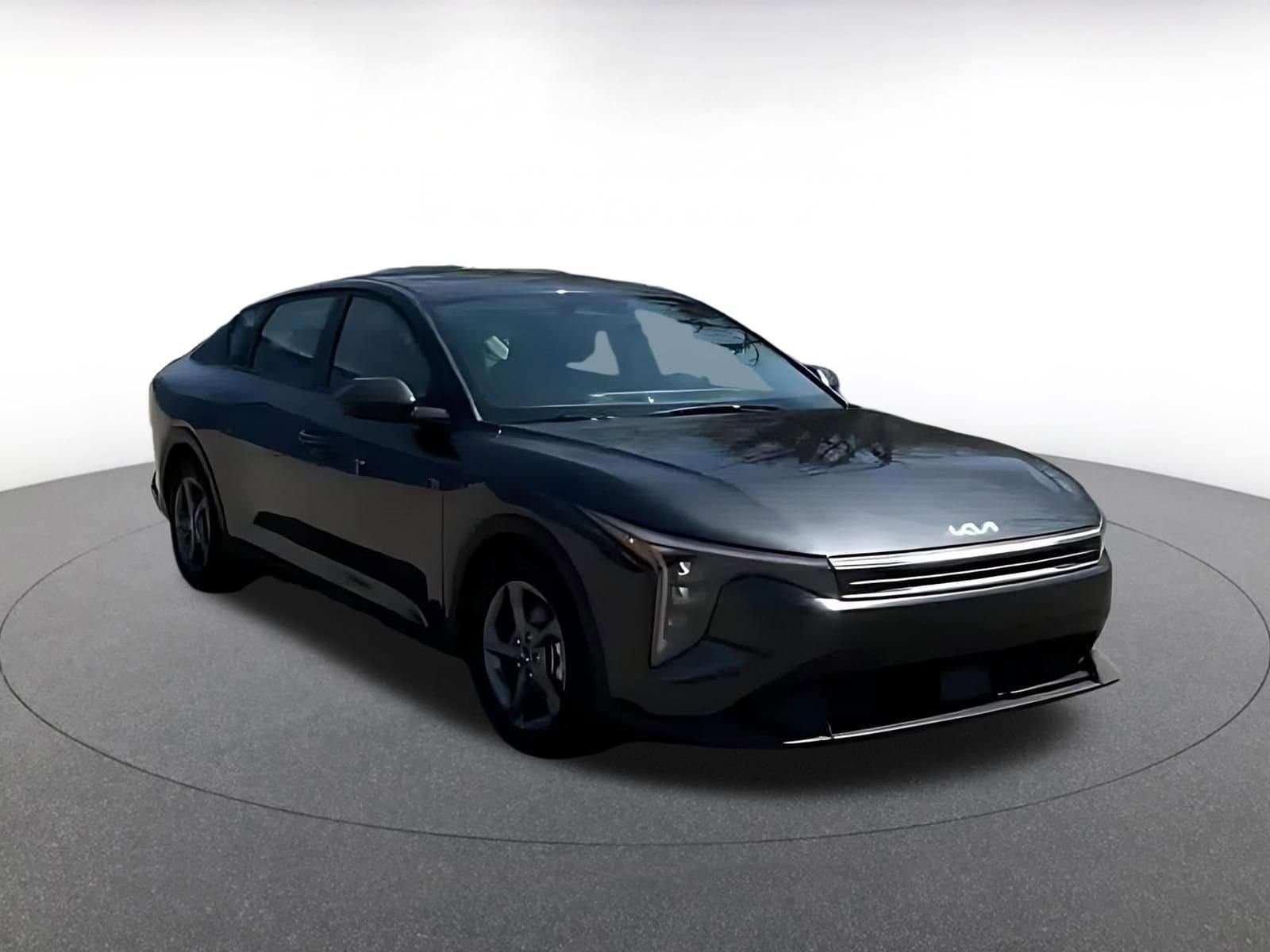 Thumbnail: 2025 Kia K4 - 3