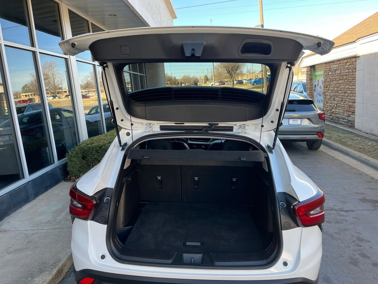 Thumbnail: 2025 Chevrolet Trax - 30