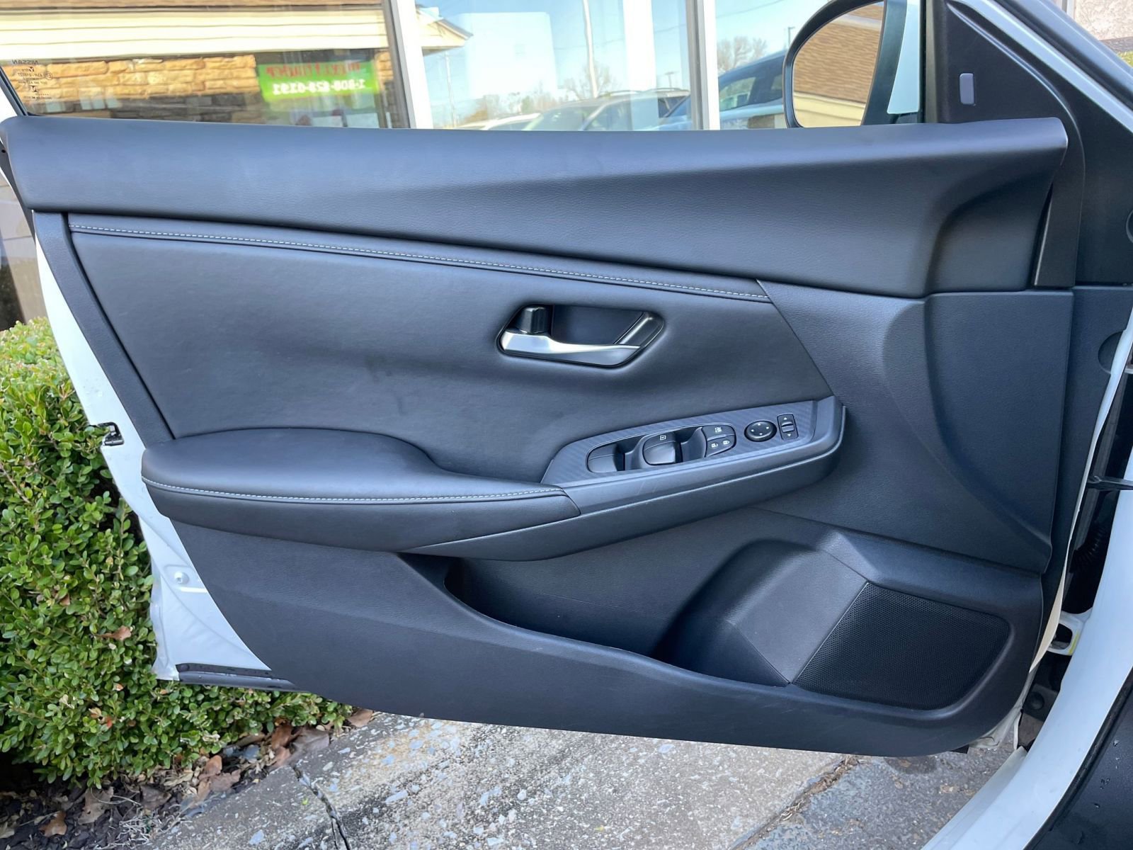 Thumbnail: 2025 Nissan Sentra - 18