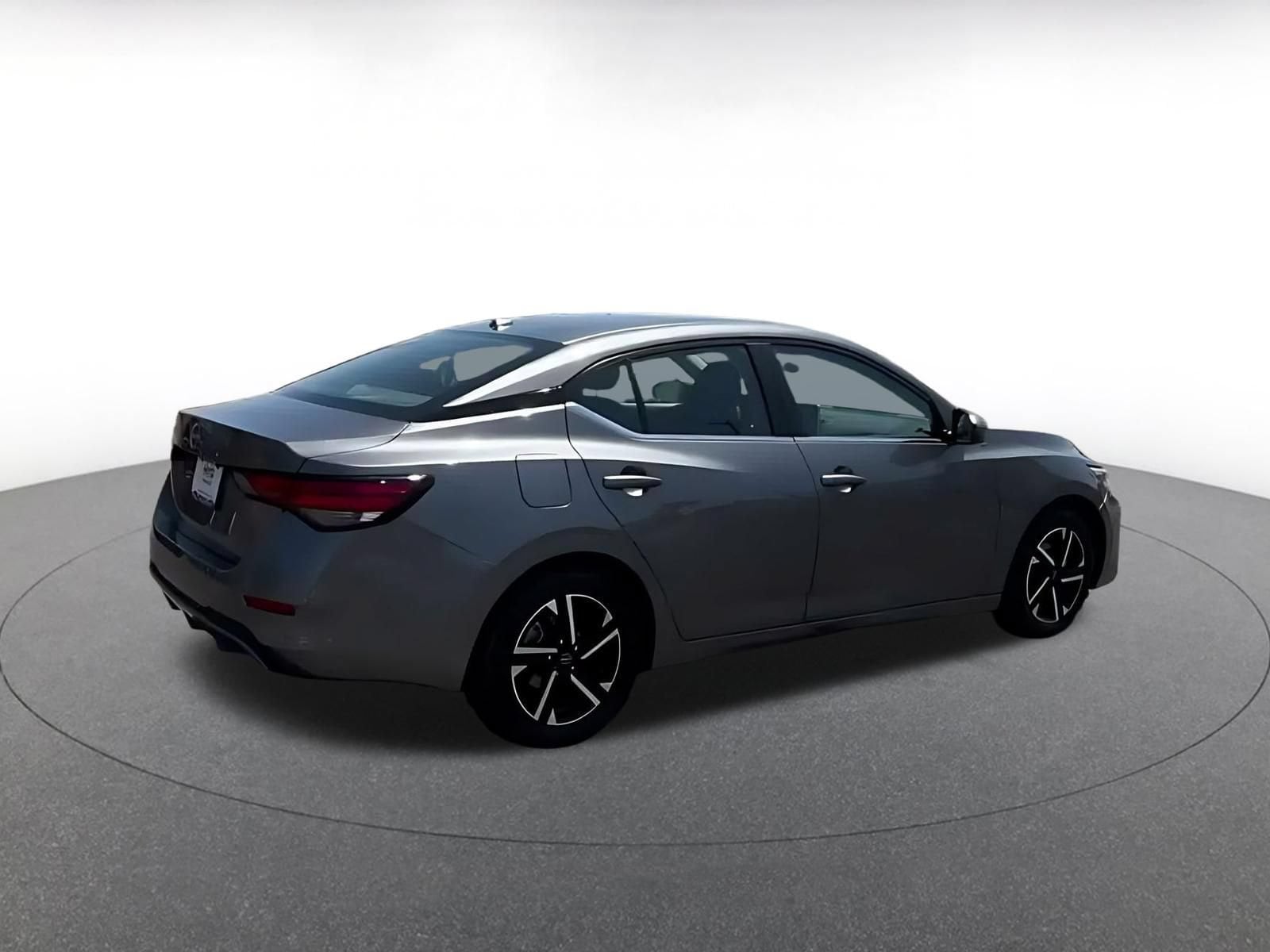 Thumbnail: 2025 Nissan Sentra - 14