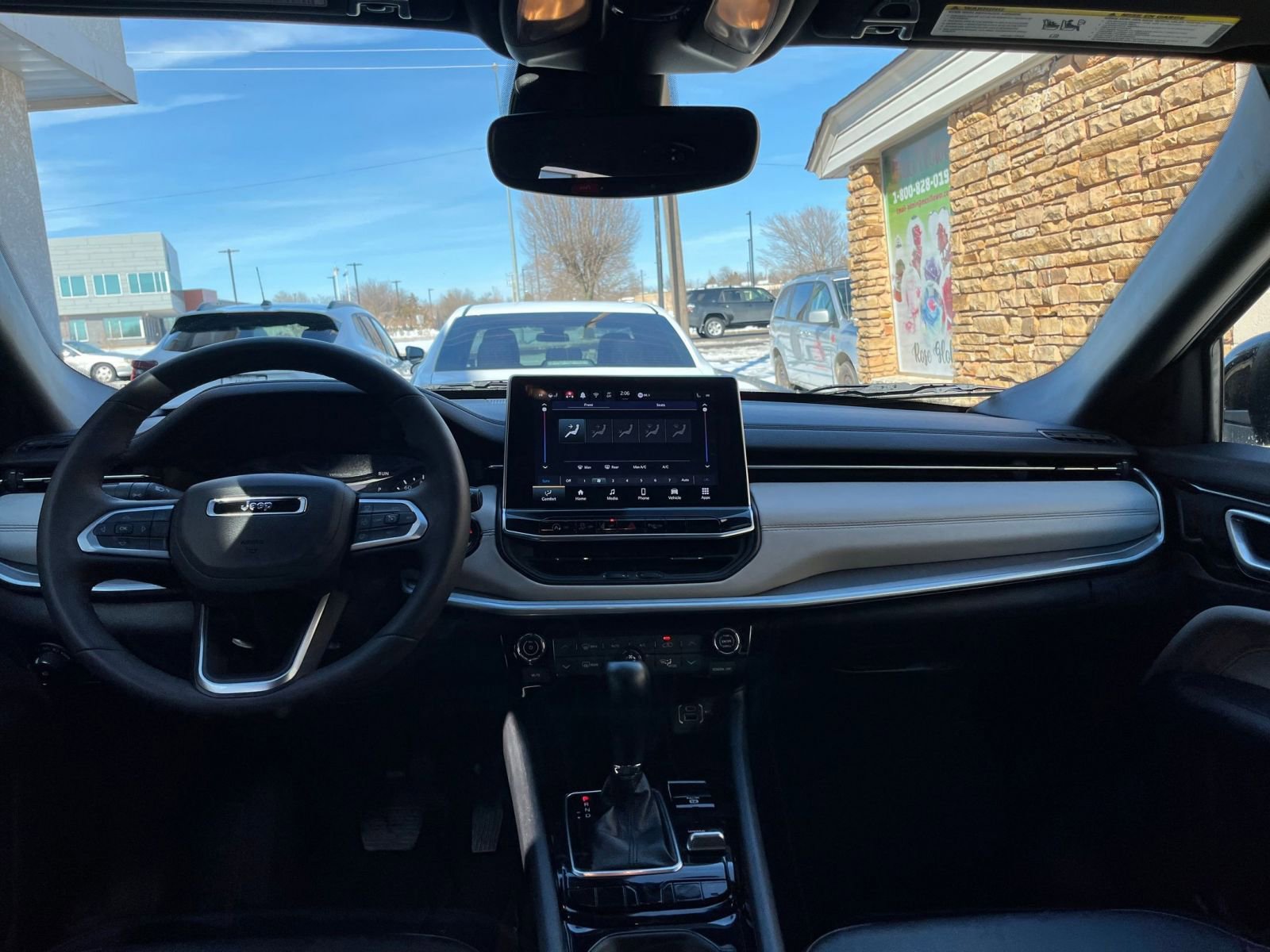 Thumbnail: 2025 Jeep Compass - 34