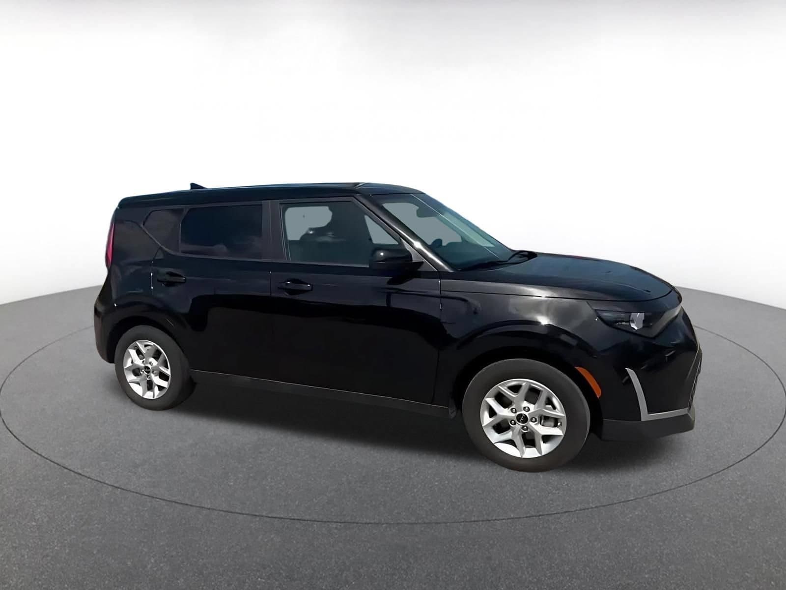 Thumbnail: 2025 Kia Soul - 2