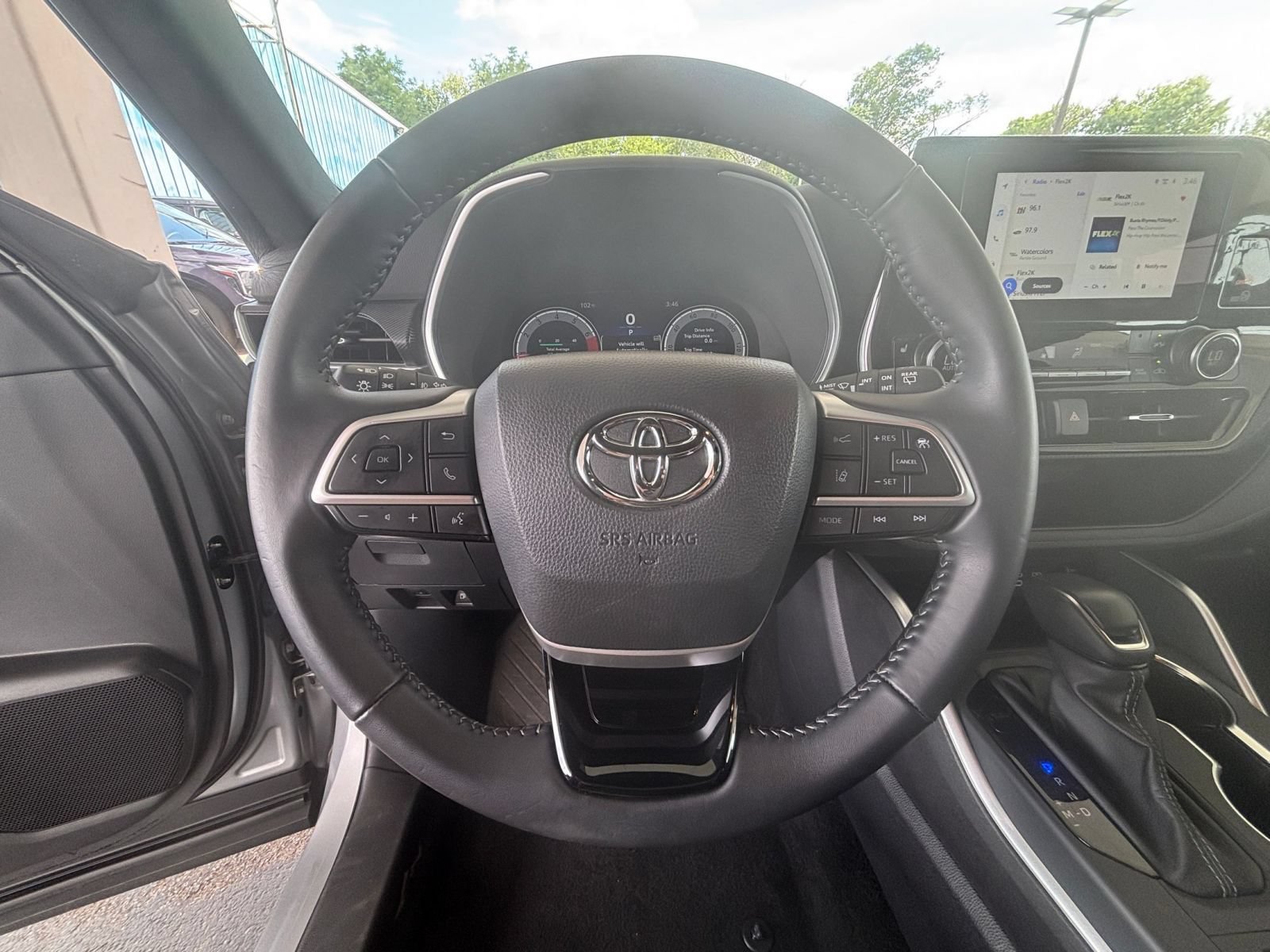 Thumbnail: 2025 Toyota Highlander - 30