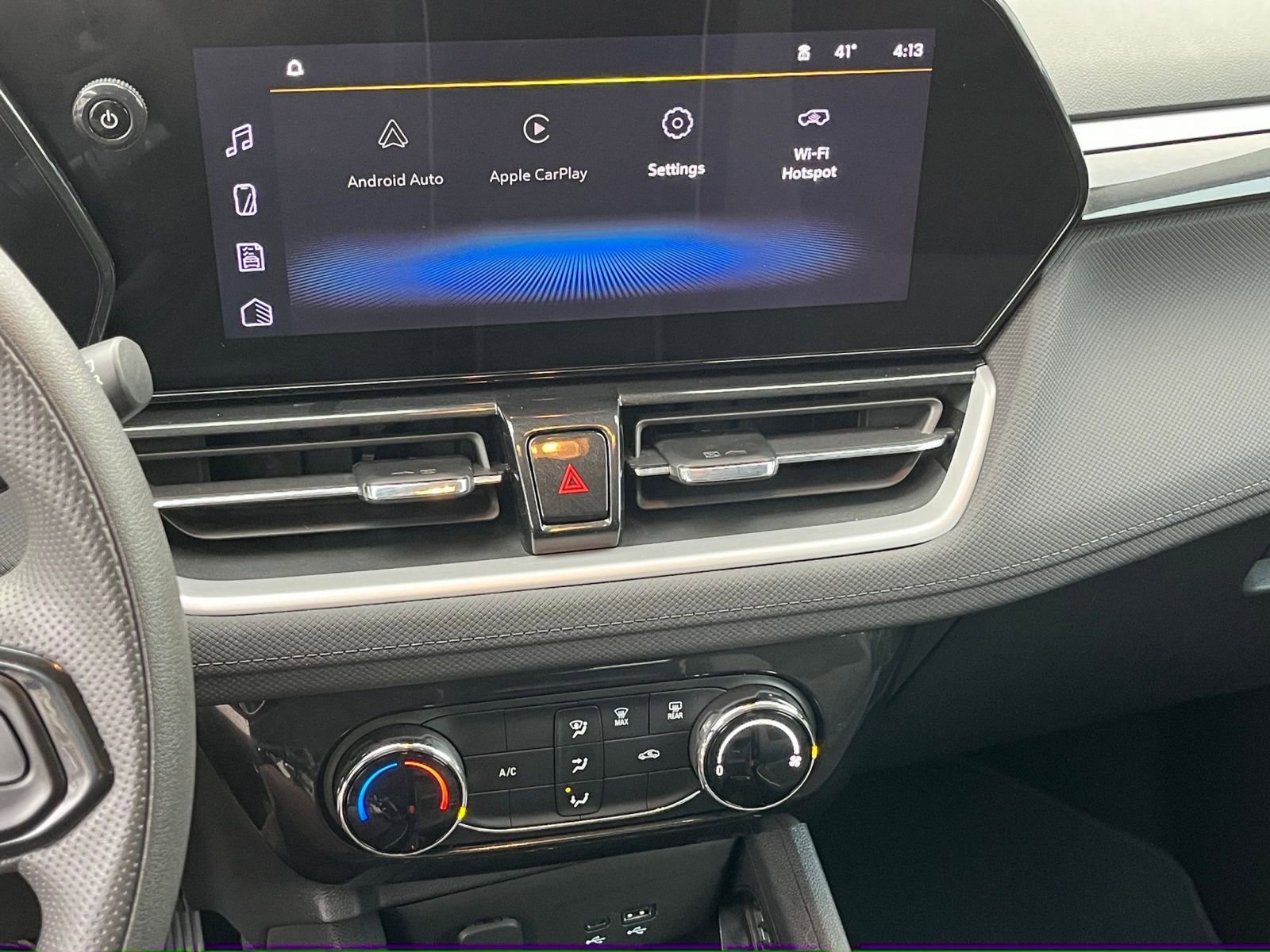 Thumbnail: 2025 Chevrolet TrailBlazer - 18