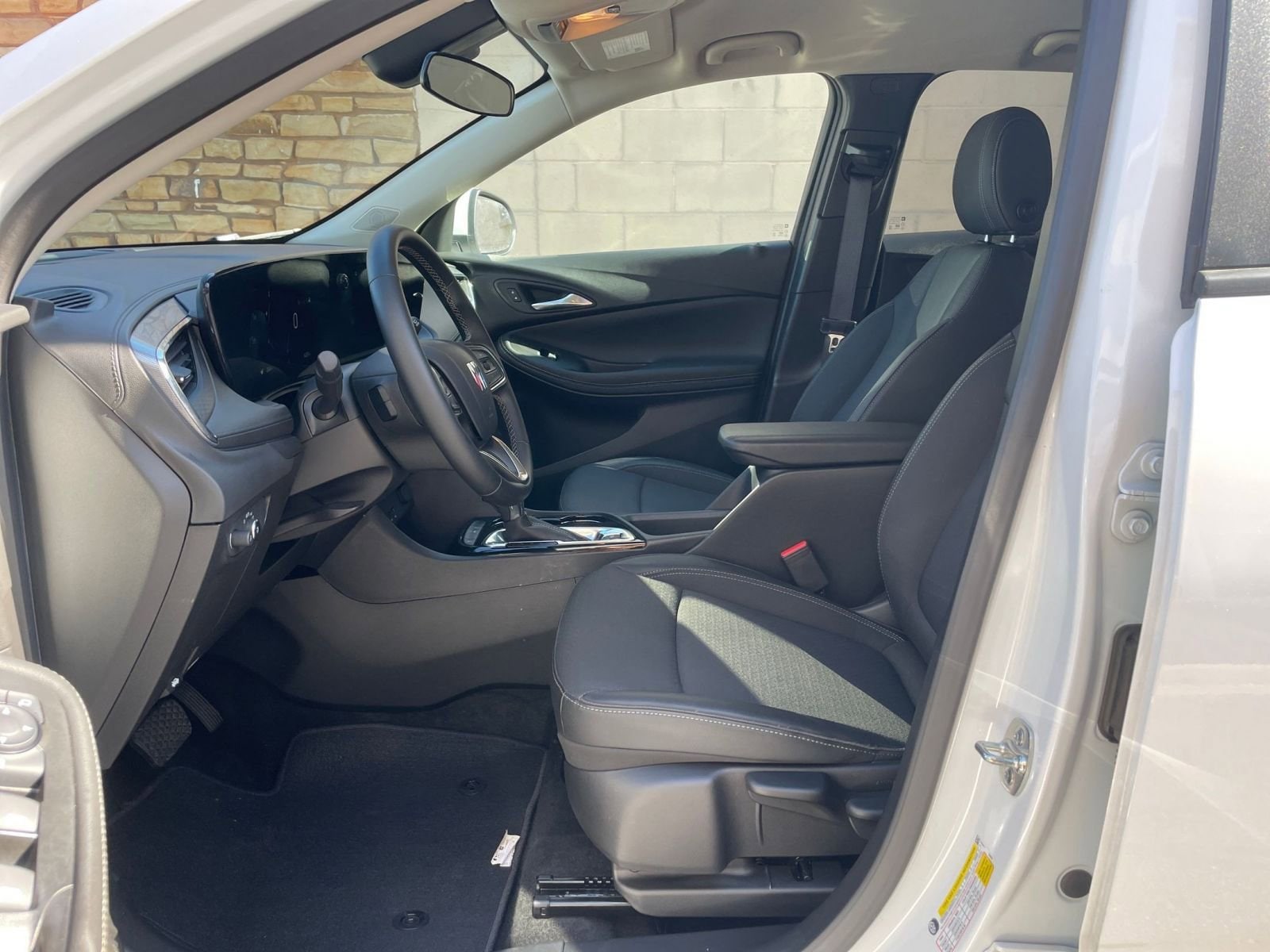 Thumbnail: 2025 Buick Encore GX - 24