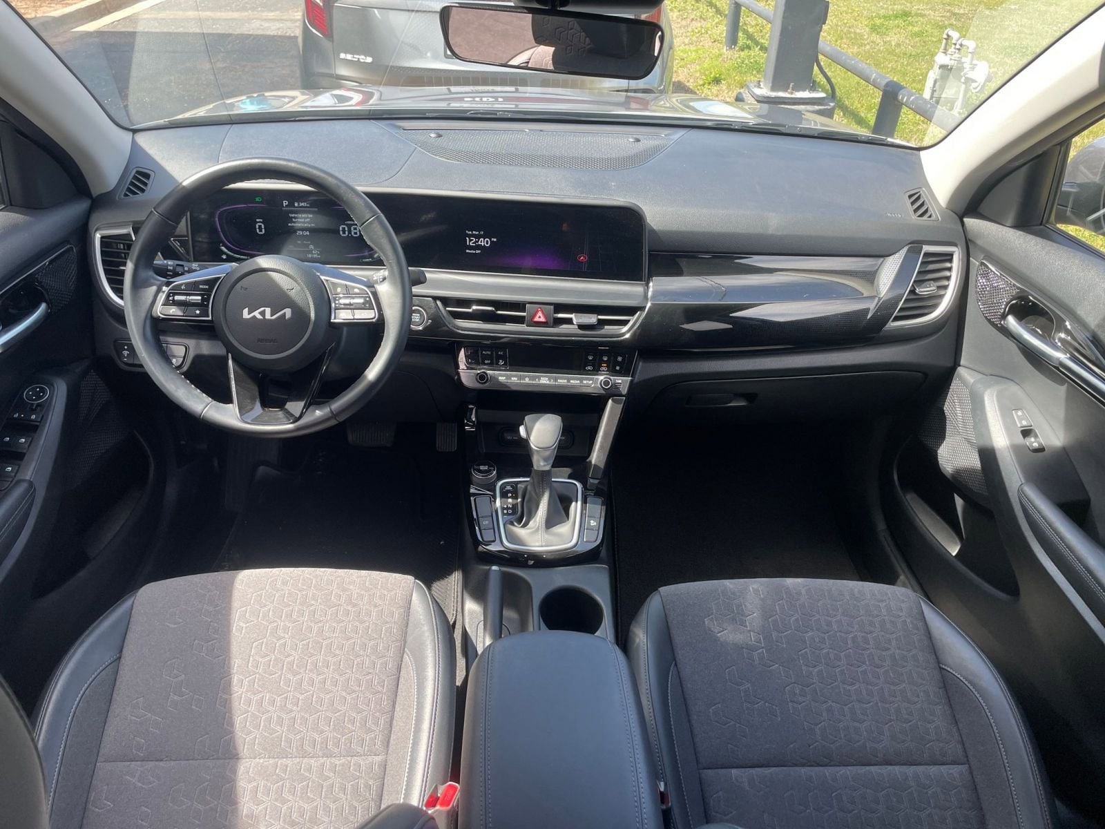 Thumbnail: 2025 Kia Seltos - 33