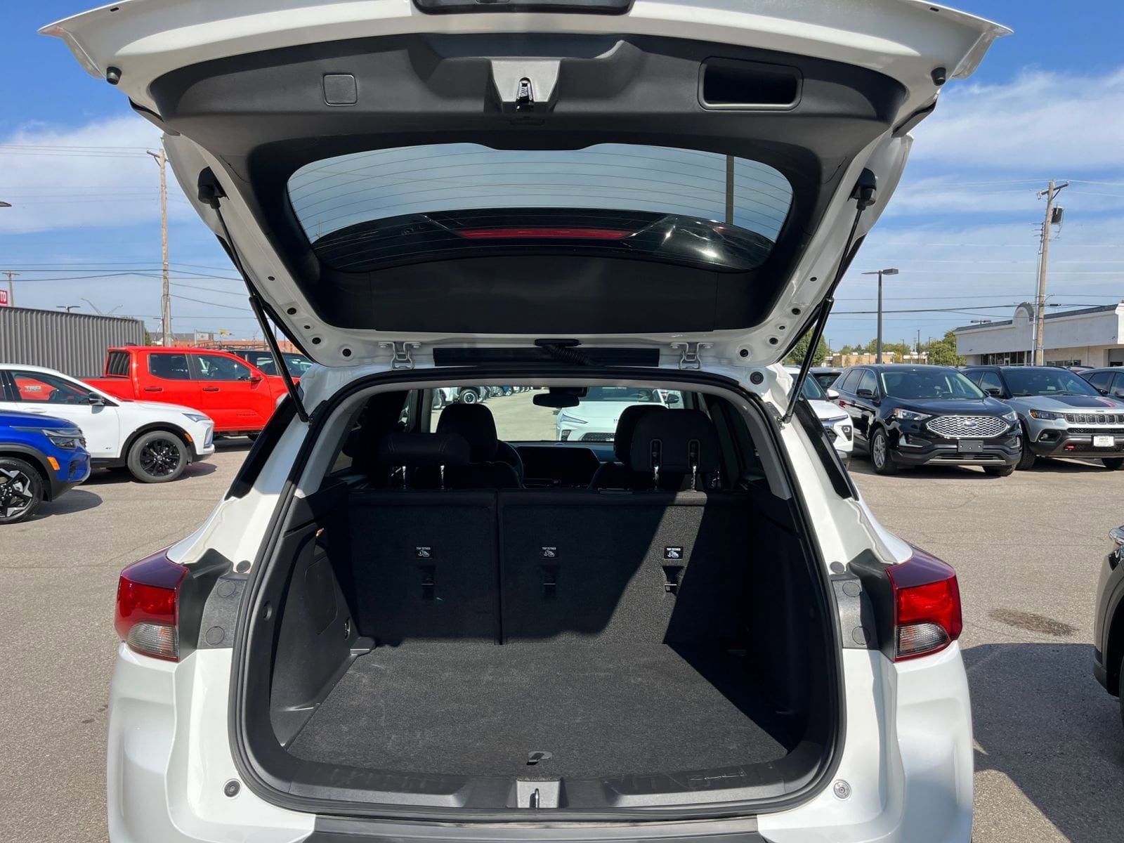 Thumbnail: 2025 Chevrolet TrailBlazer - 29