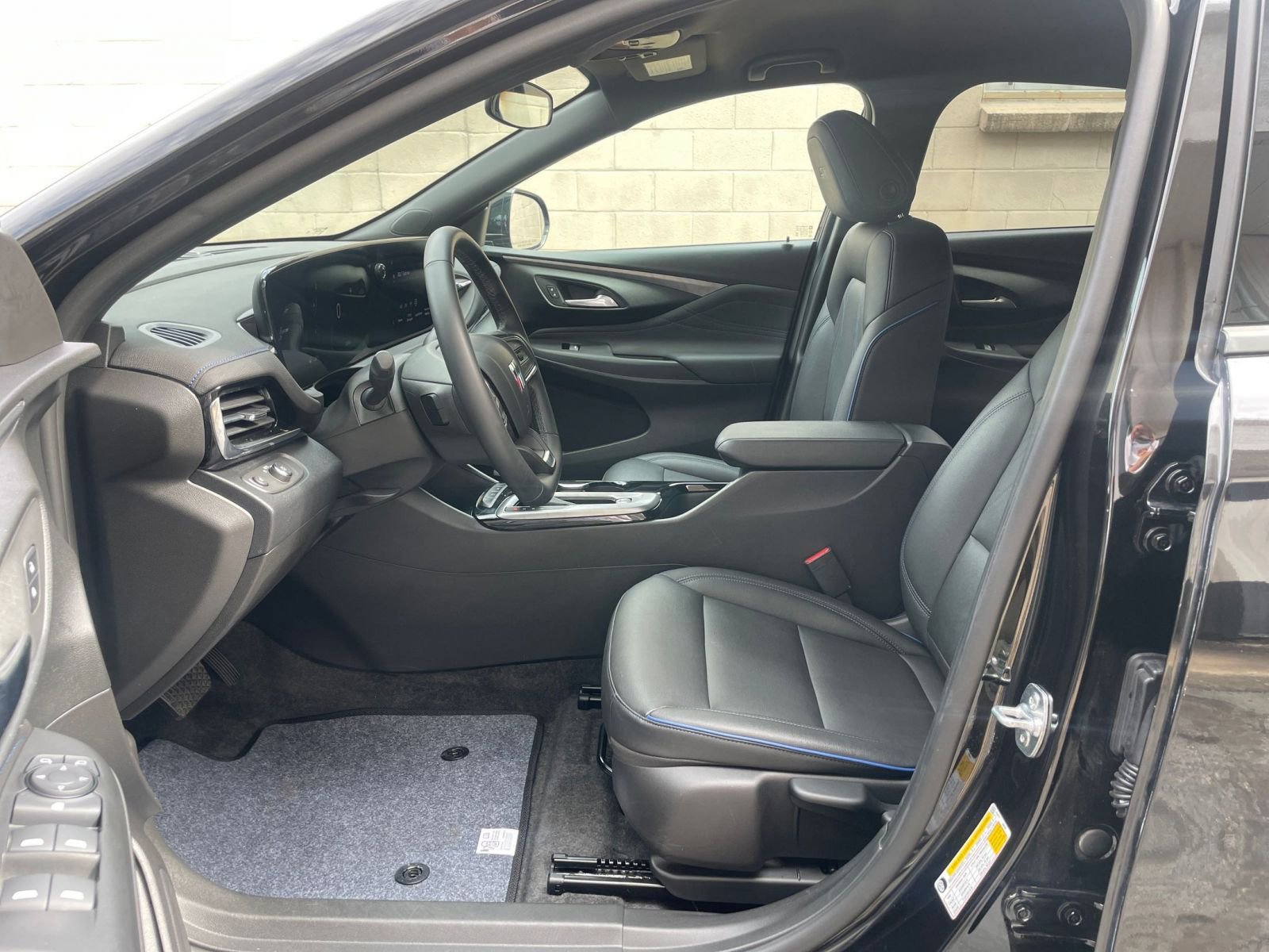 Thumbnail: 2025 Buick Envista - 24