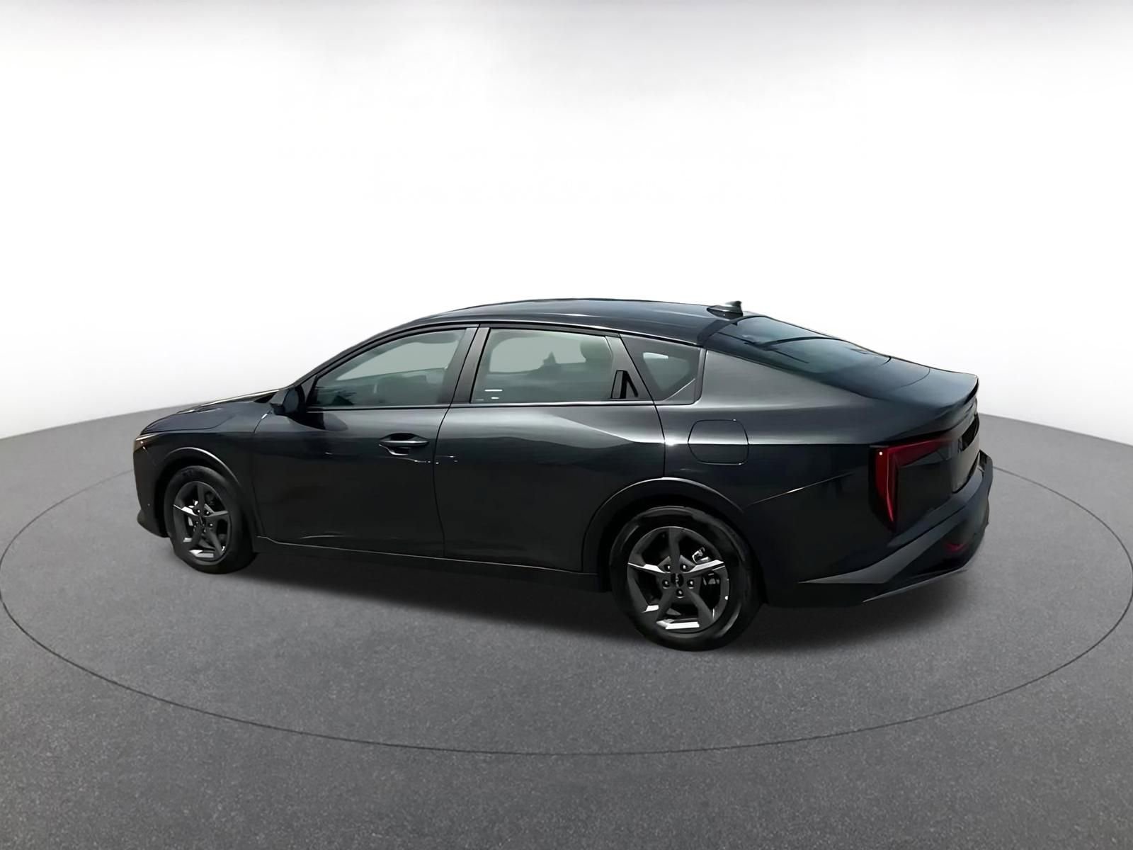 Thumbnail: 2025 Kia K4 - 10