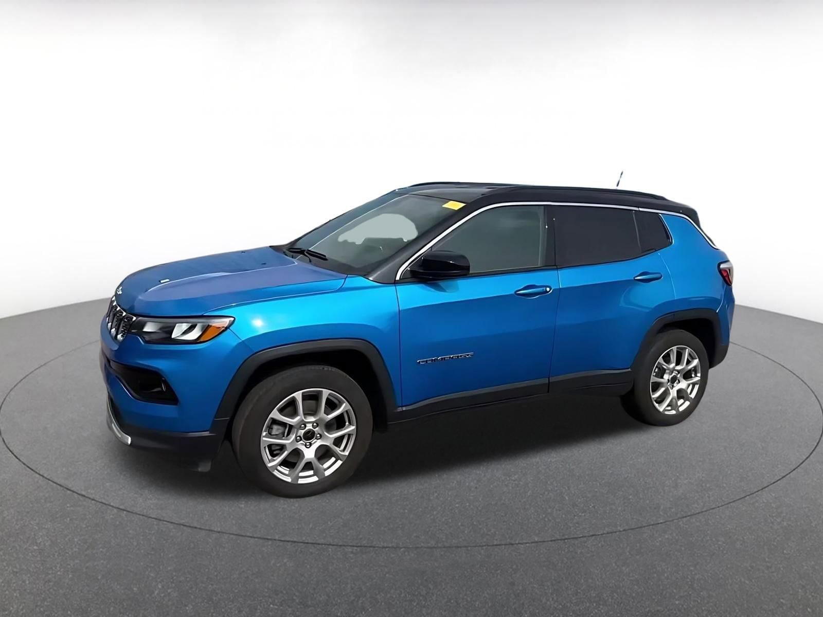 Thumbnail: 2025 Jeep Compass - 8