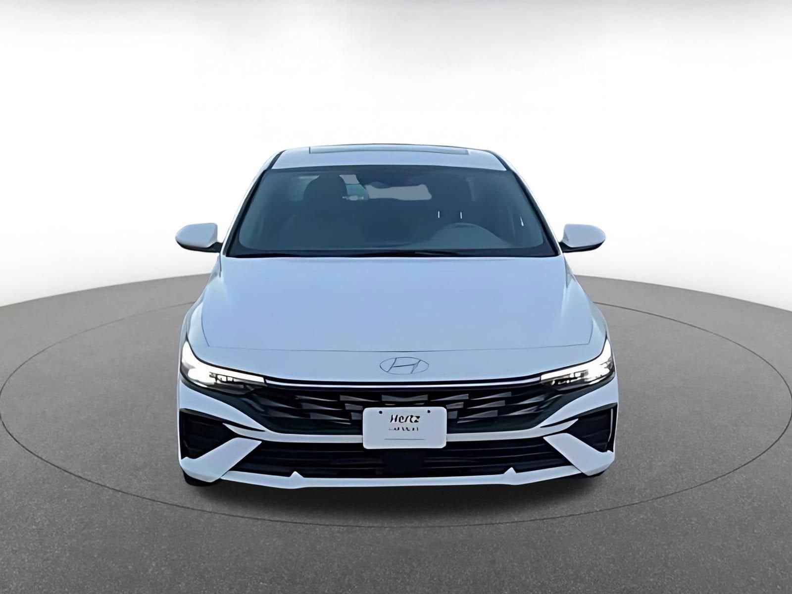 Thumbnail: 2025 Hyundai Elantra - 4