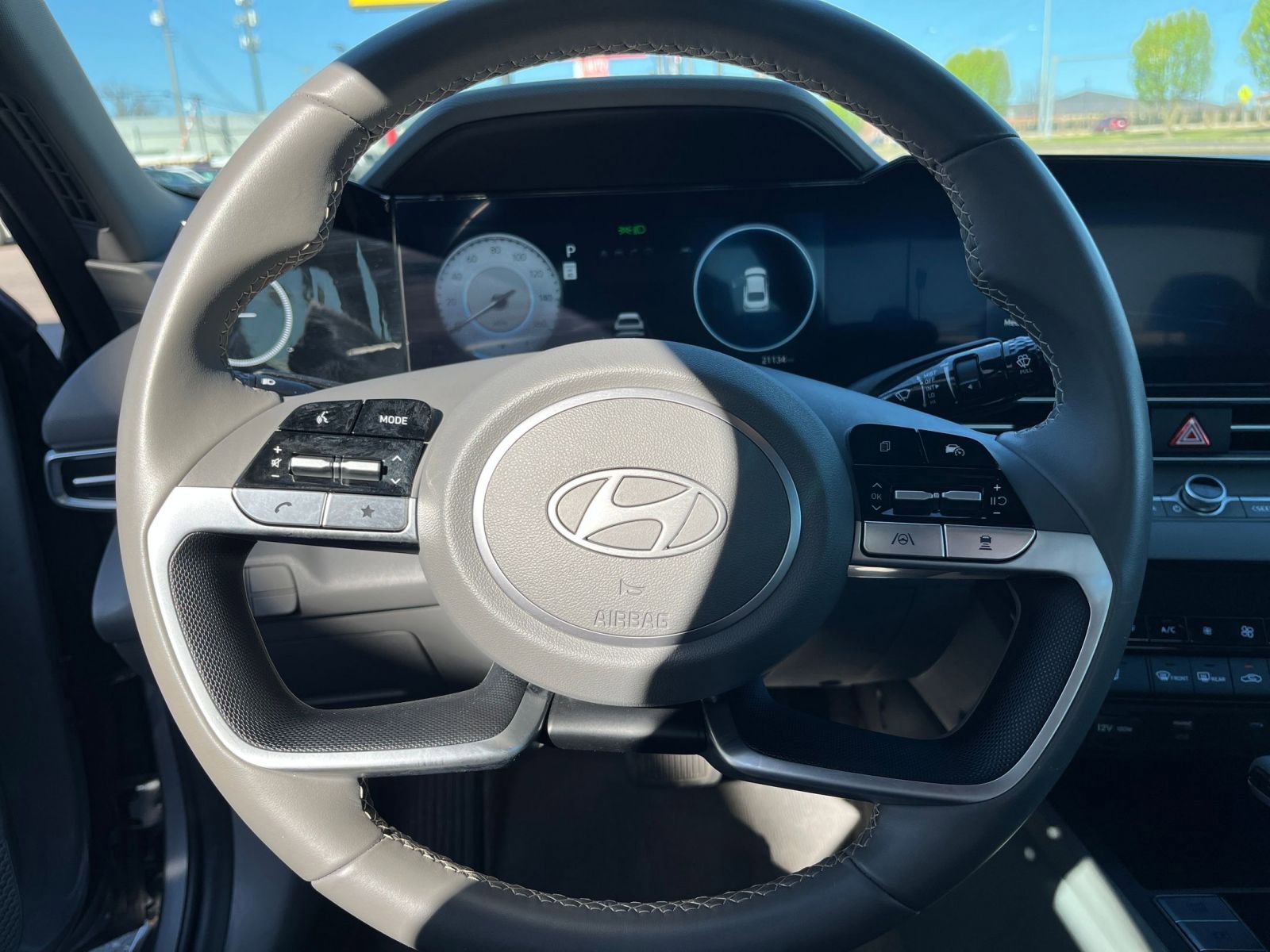 Thumbnail: 2025 Hyundai Elantra - 28