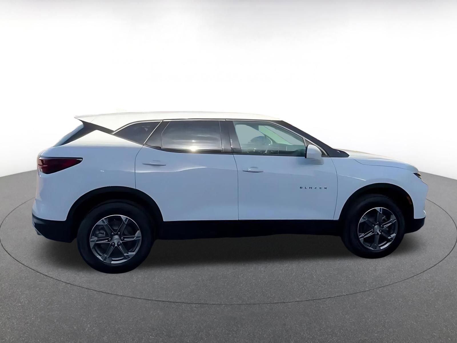 Thumbnail: 2025 Chevrolet Blazer - 15