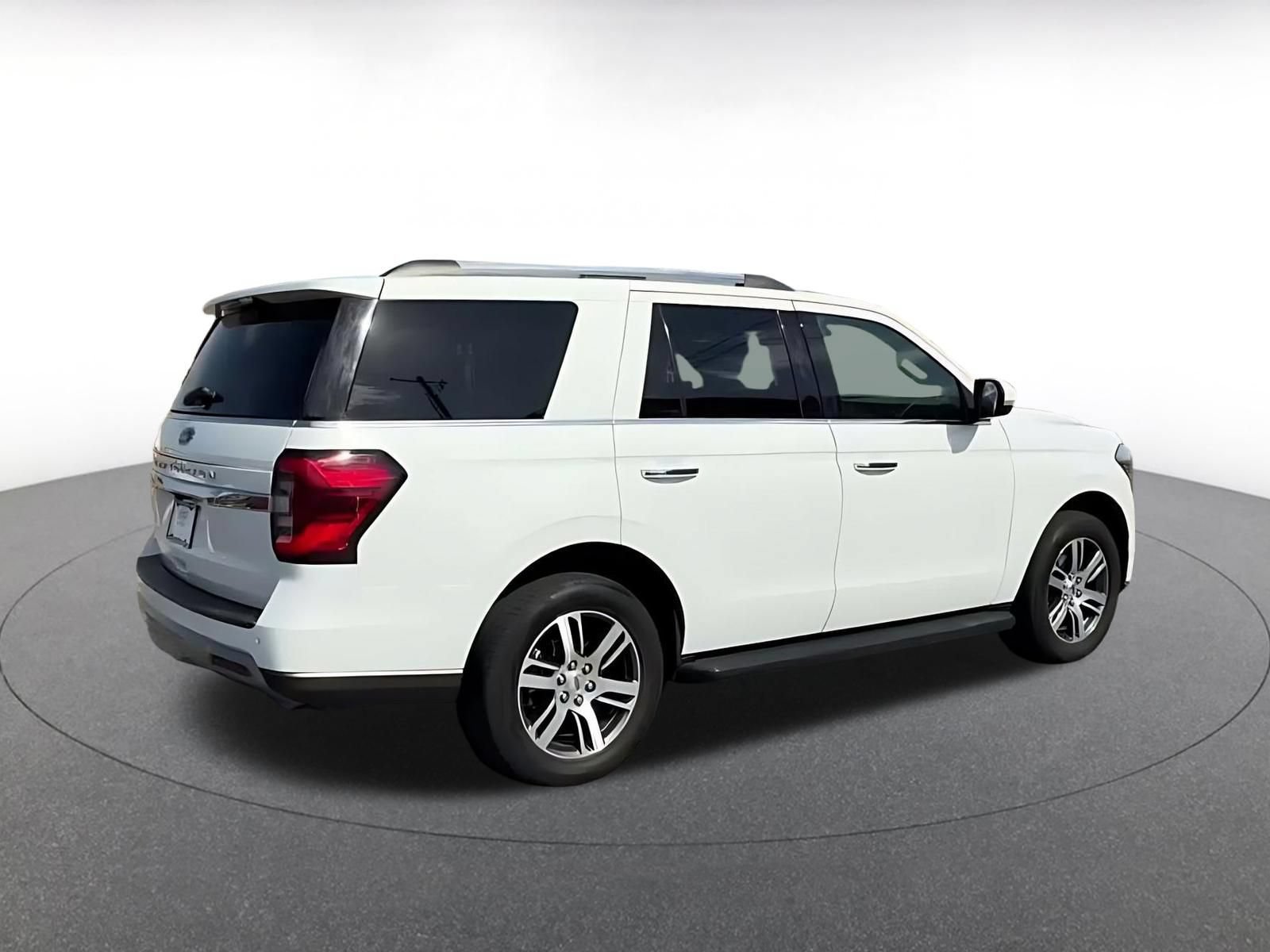 Thumbnail: 2024 Ford Expedition - 13