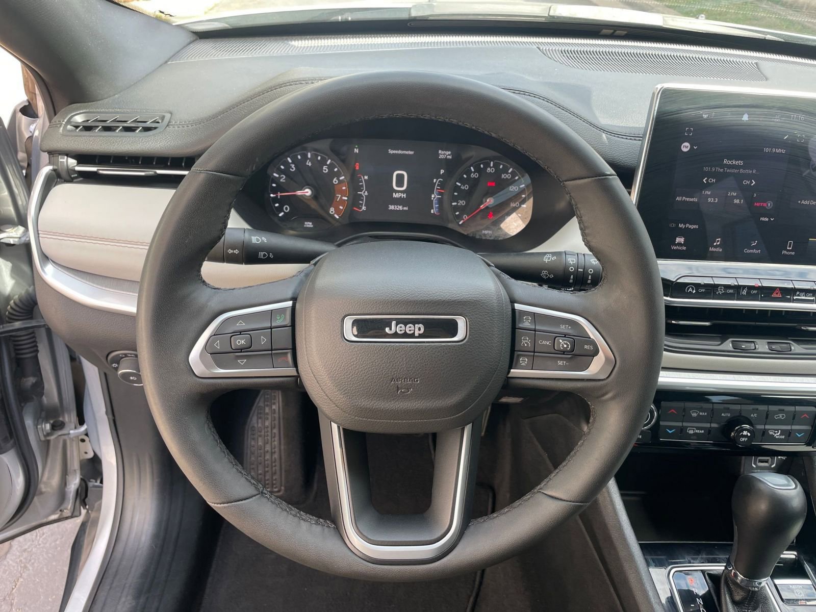 Thumbnail: 2025 Jeep Compass - 29