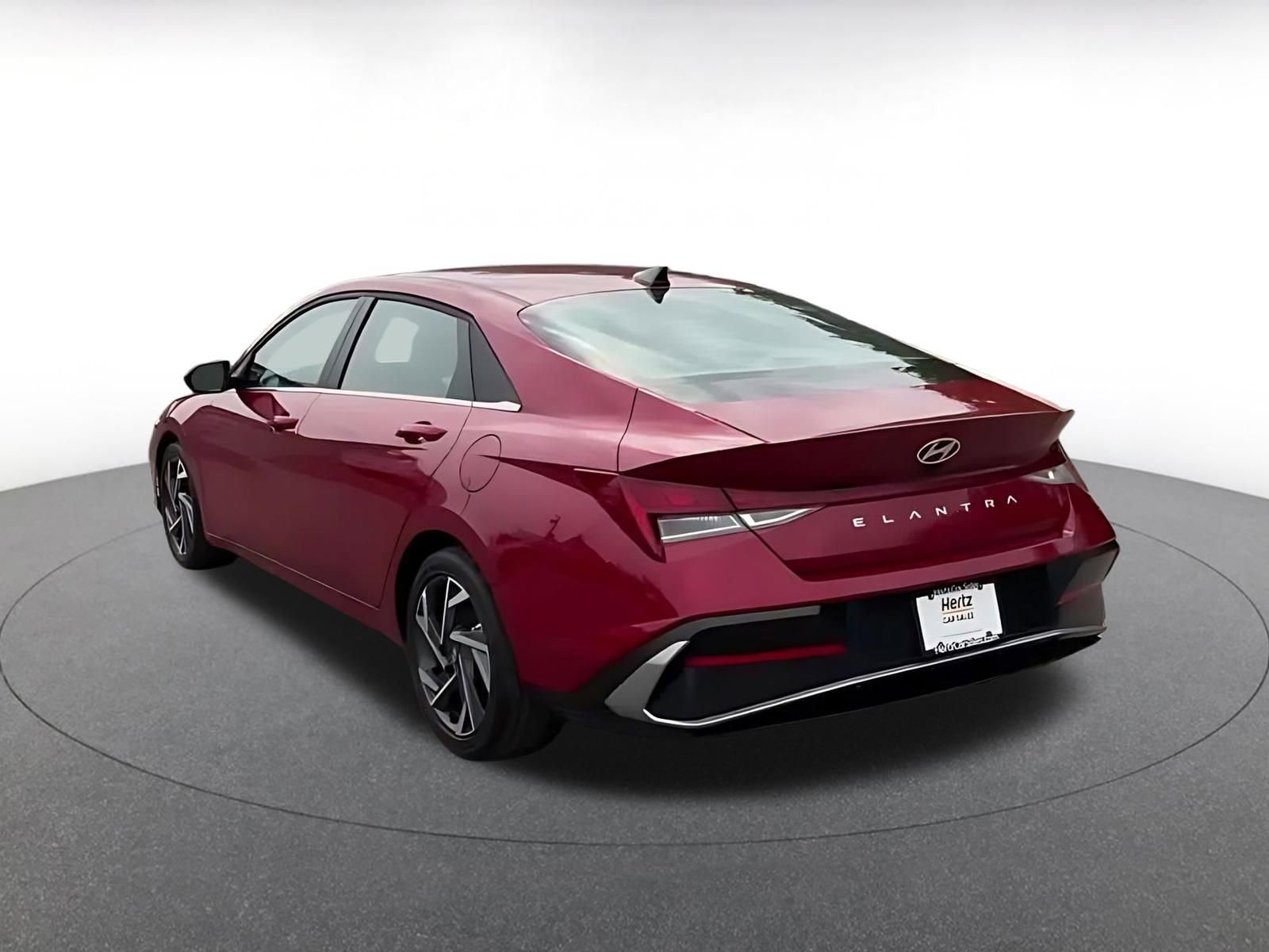 Thumbnail: 2025 Hyundai Elantra - 10