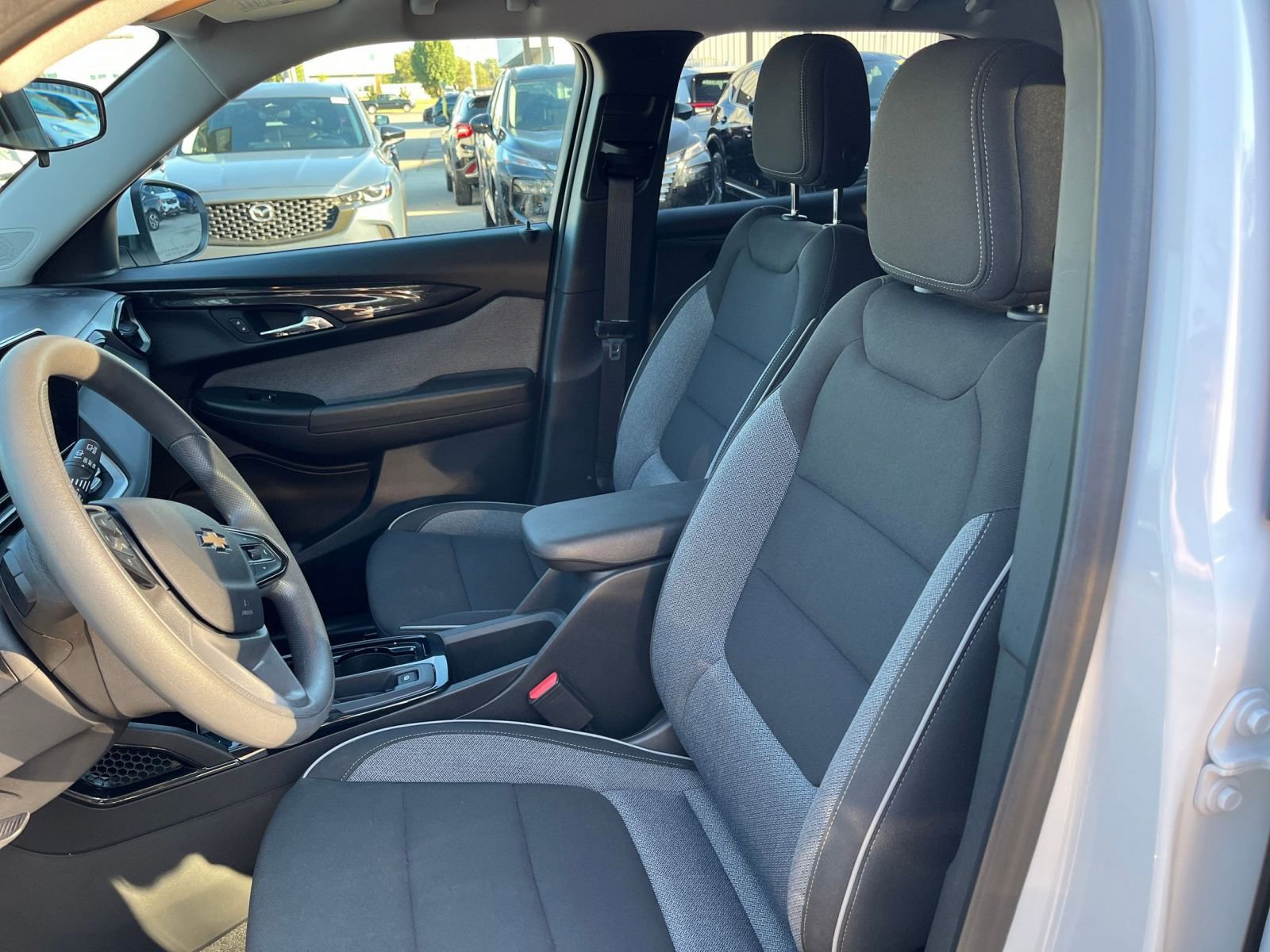 Thumbnail: 2025 Chevrolet TrailBlazer - 24