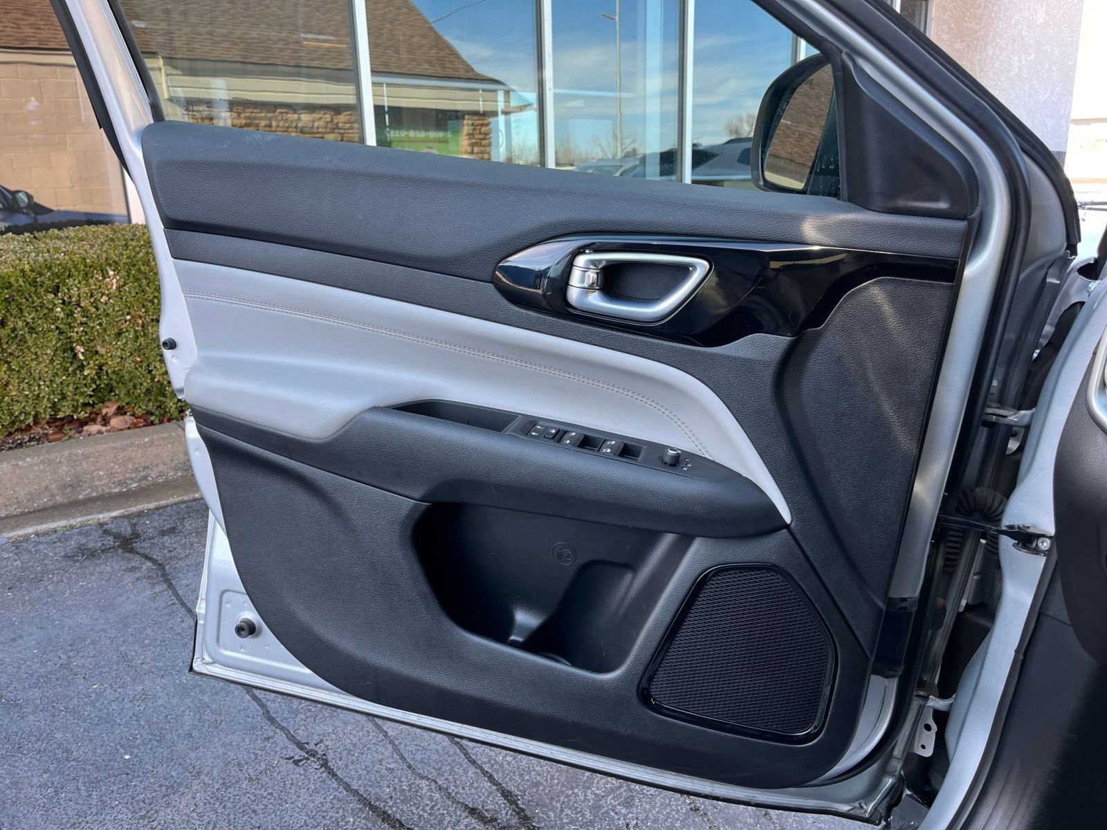 Thumbnail: 2025 Jeep Compass - 18