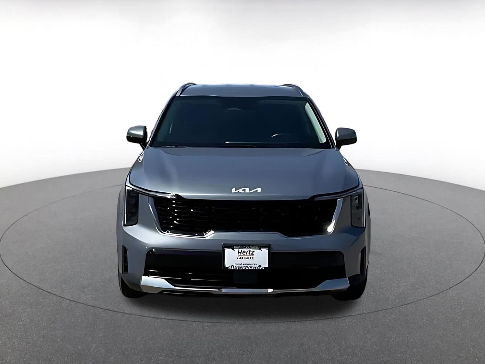 Thumbnail: 2024 Kia Sorento - 3