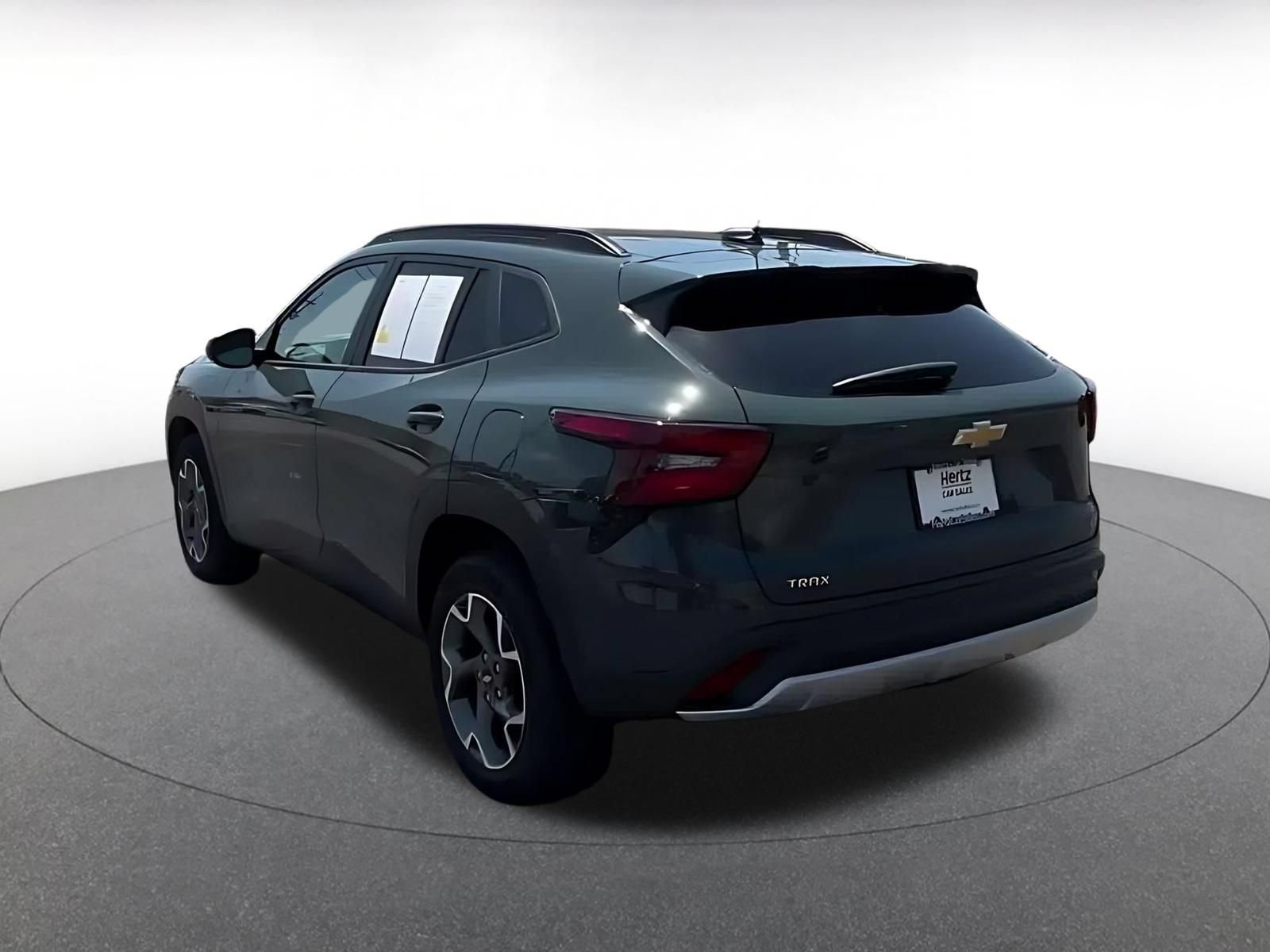Thumbnail: 2025 Chevrolet Trax - 9