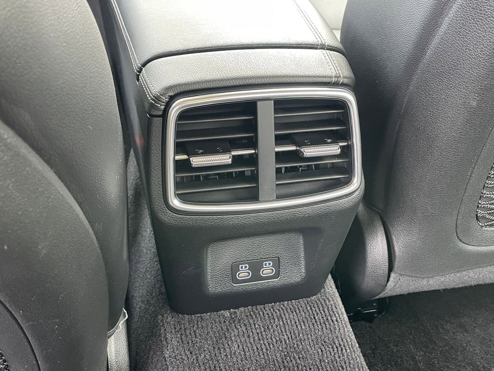 Thumbnail: 2025 Genesis G70 - 25