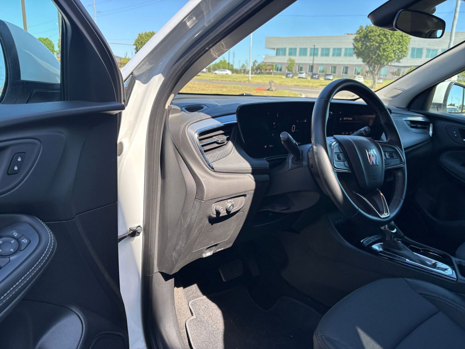 Thumbnail: 2025 Buick Encore GX - 33