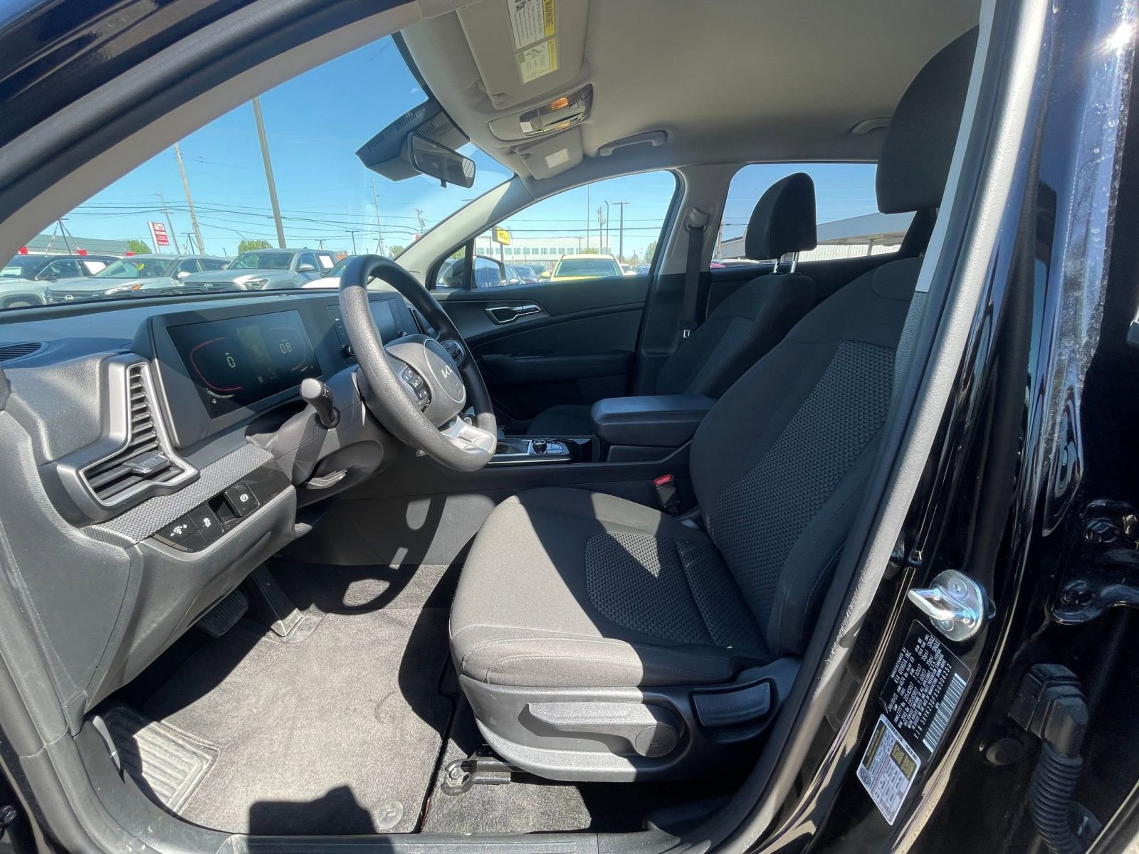 Thumbnail: 2025 Kia Sportage - 25