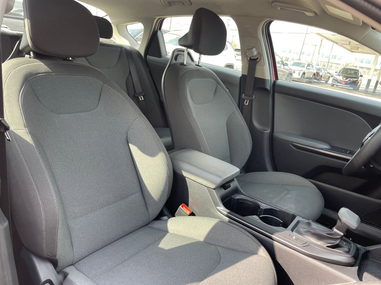 Thumbnail: 2025 Kia K4 - 35