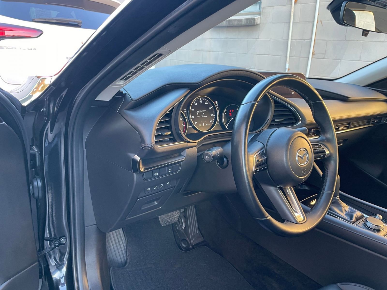 Thumbnail: 2025 Mazda Mazda3 - 34