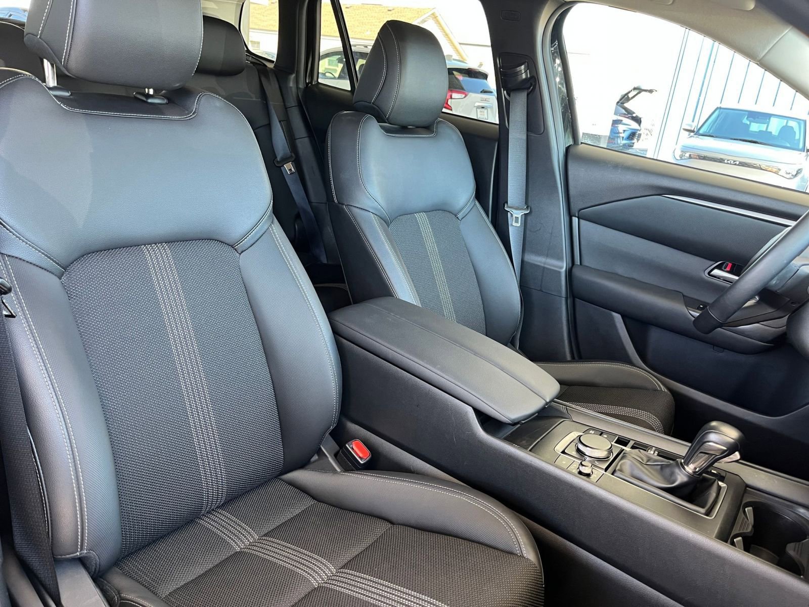 Thumbnail: 2025 Mazda CX-50 - 35