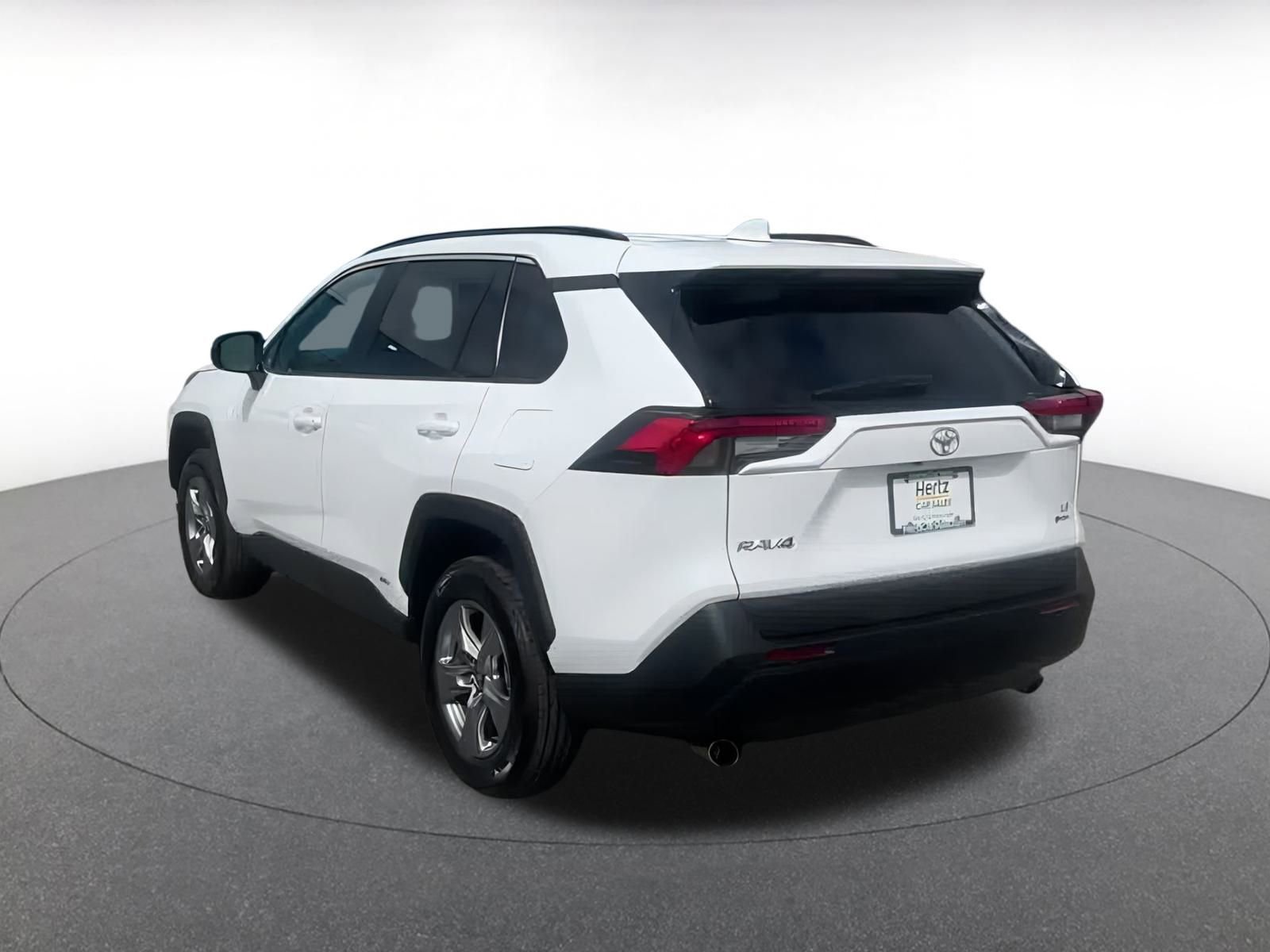 Thumbnail: 2025 Toyota RAV4 - 11