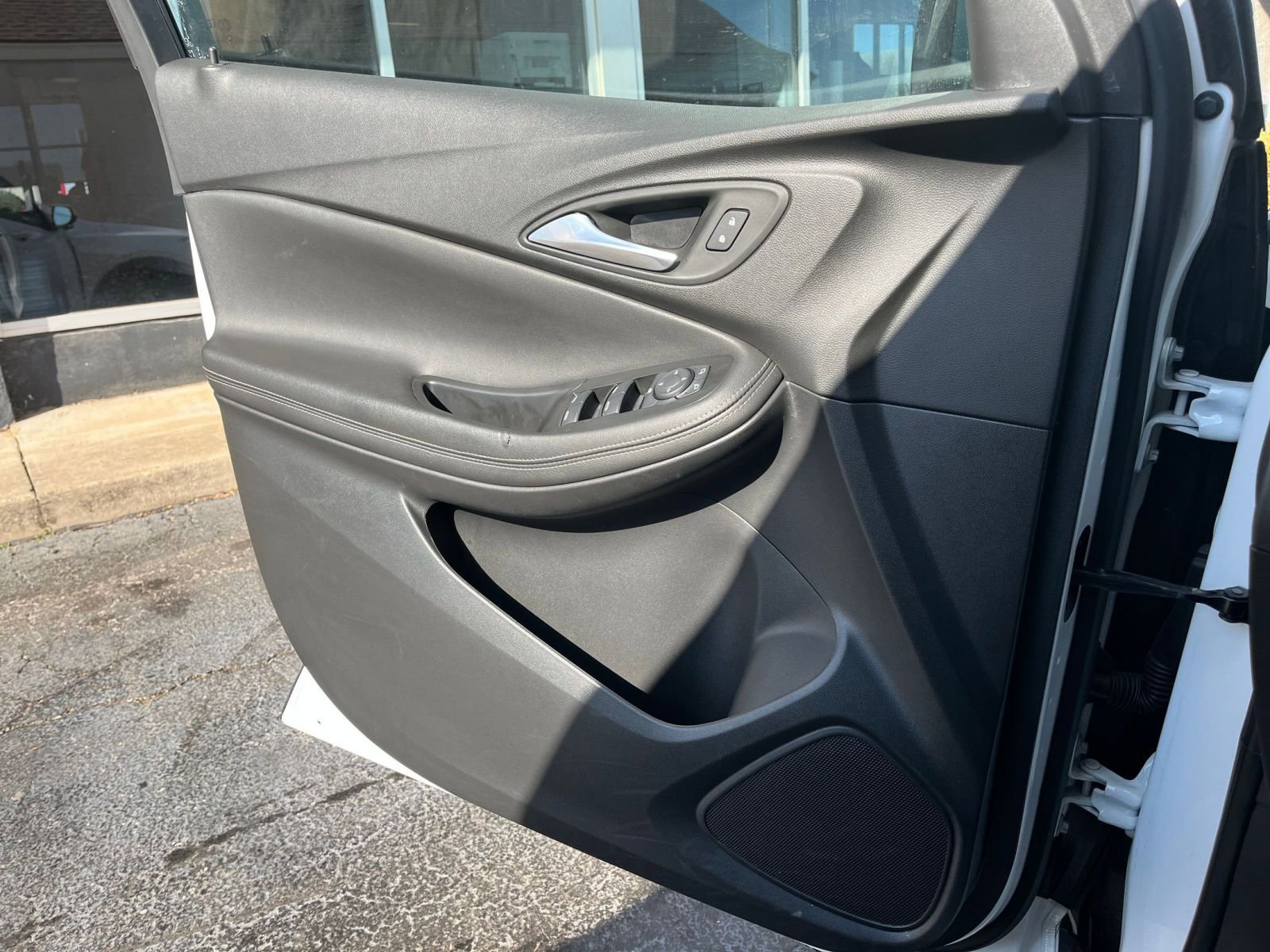 Thumbnail: 2025 Buick Encore GX - 18