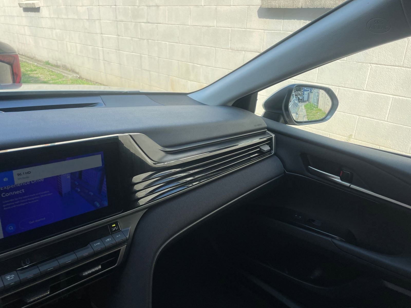 Thumbnail: 2025 Toyota Camry - 35