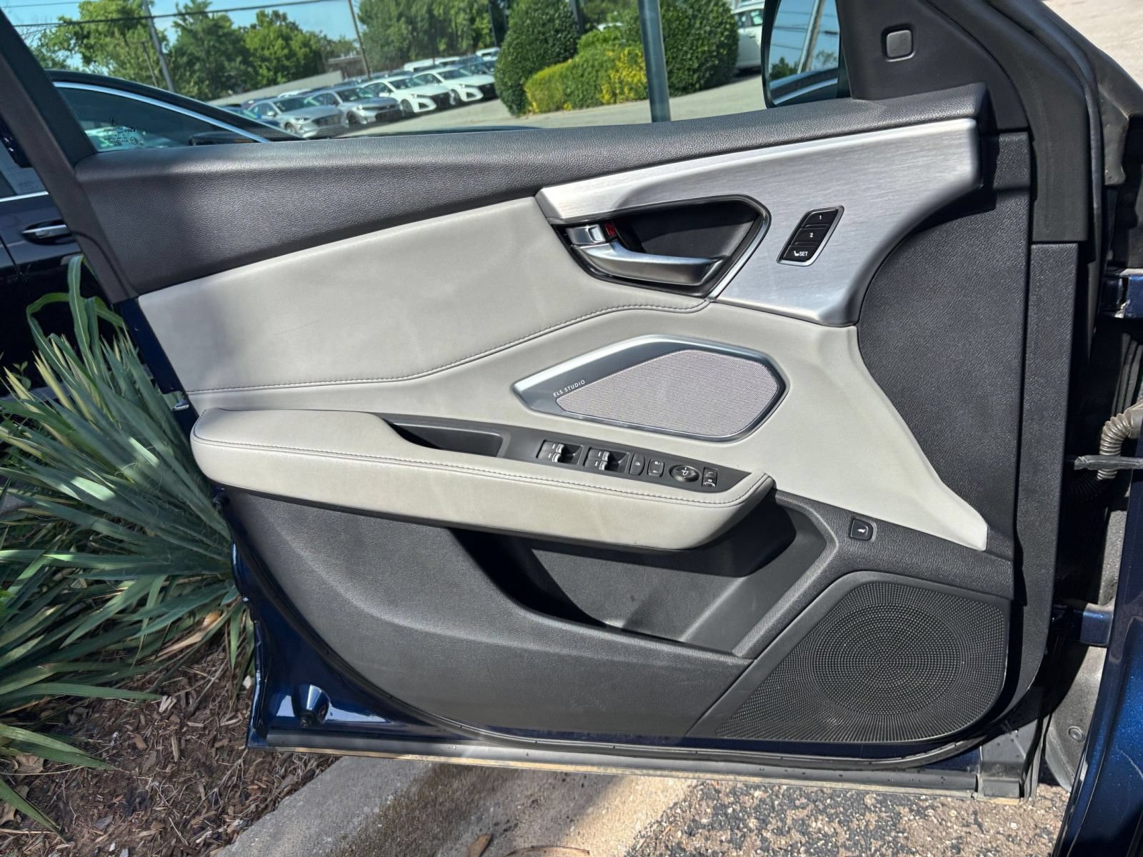 Thumbnail: 2020 Acura RDX - 18