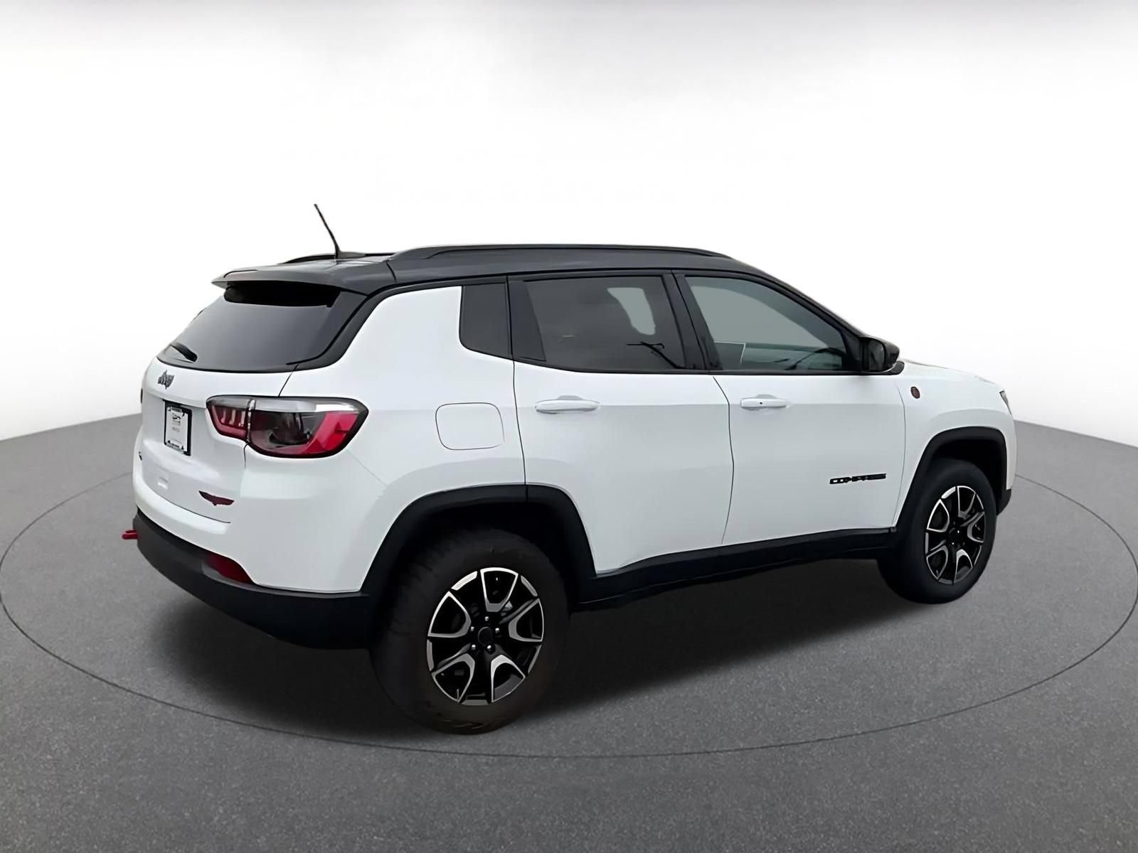 Thumbnail: 2025 Jeep Compass - 14