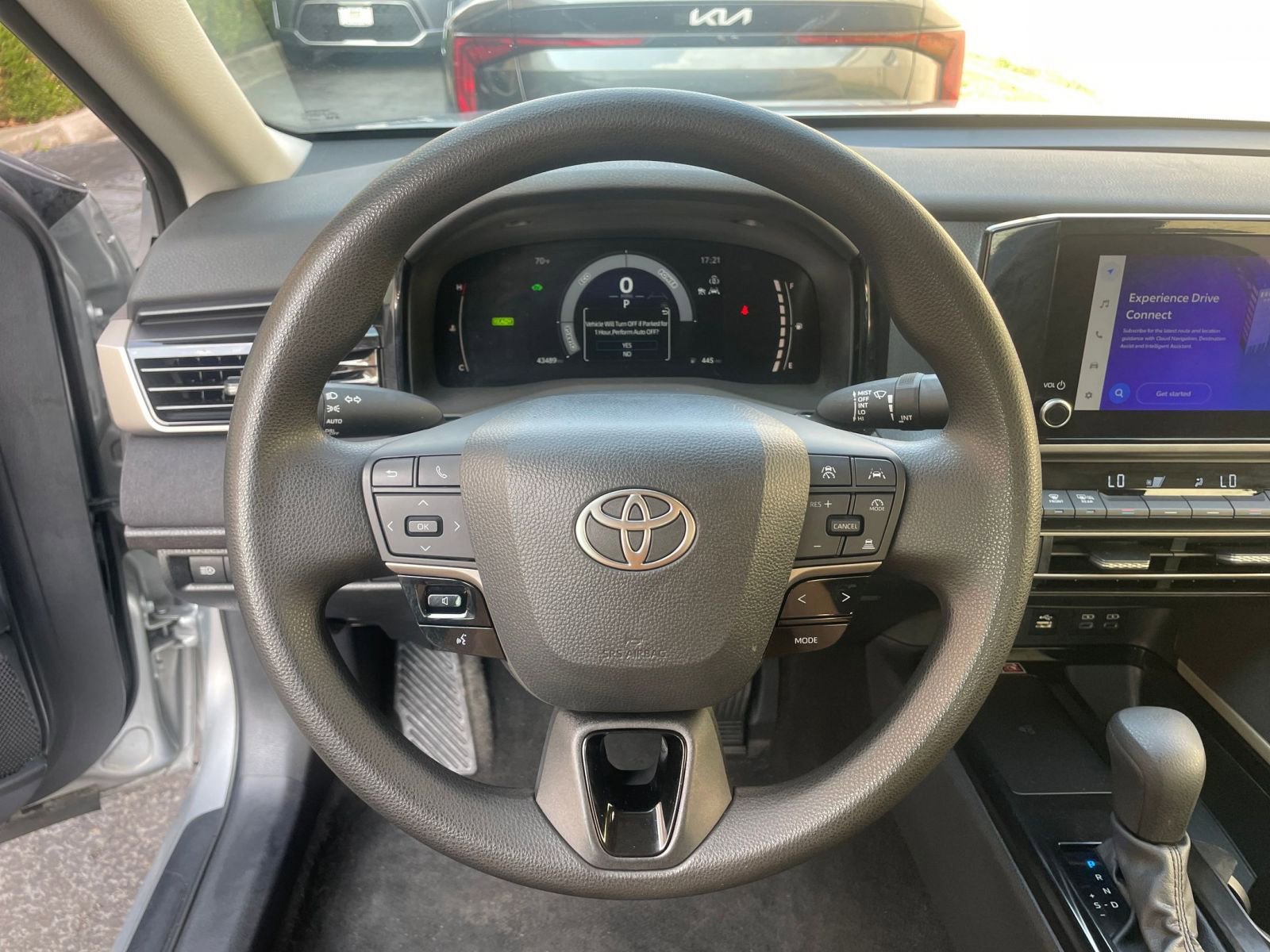 Thumbnail: 2025 Toyota Camry - 28