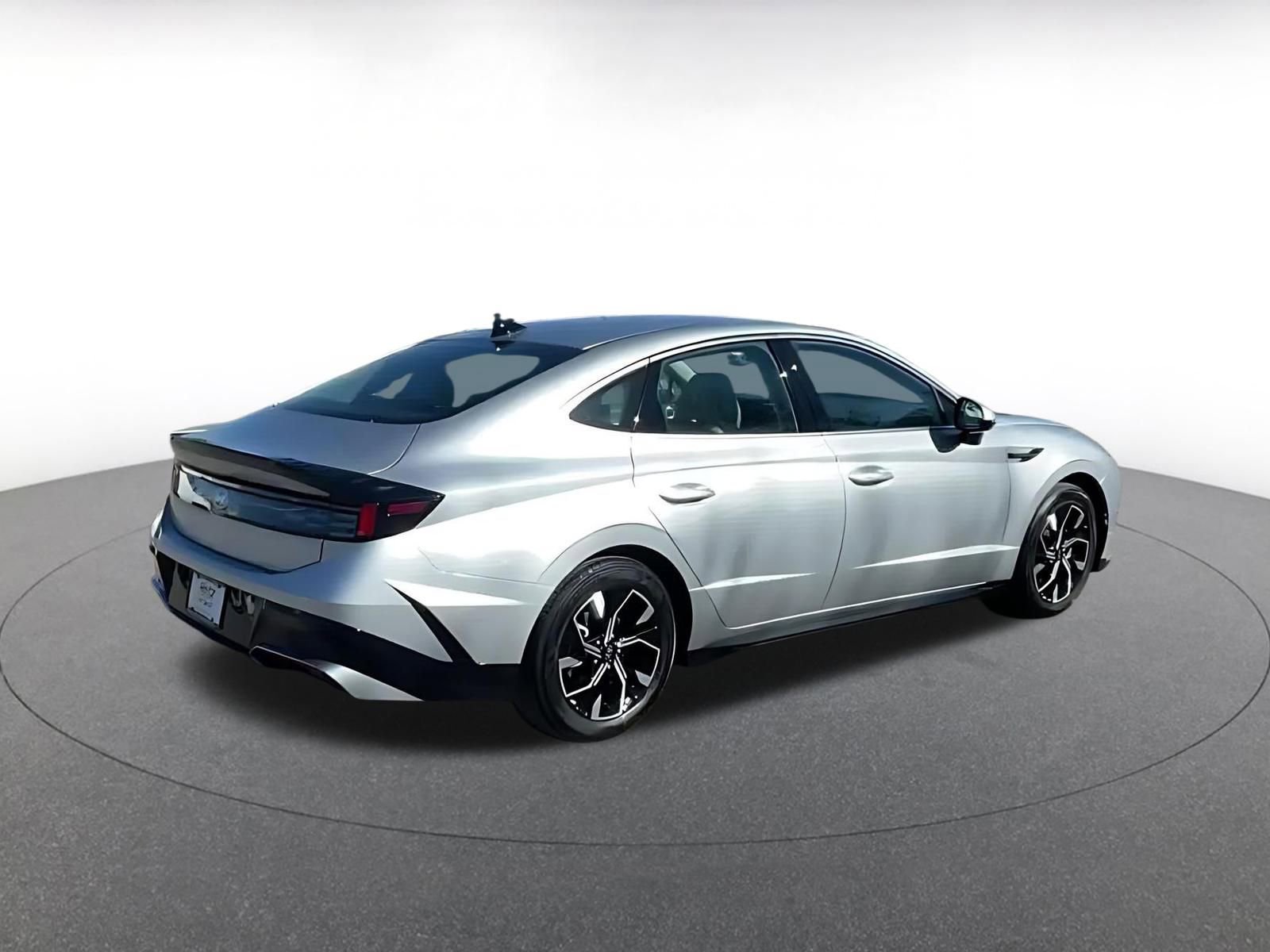 Thumbnail: 2025 Hyundai Sonata - 12
