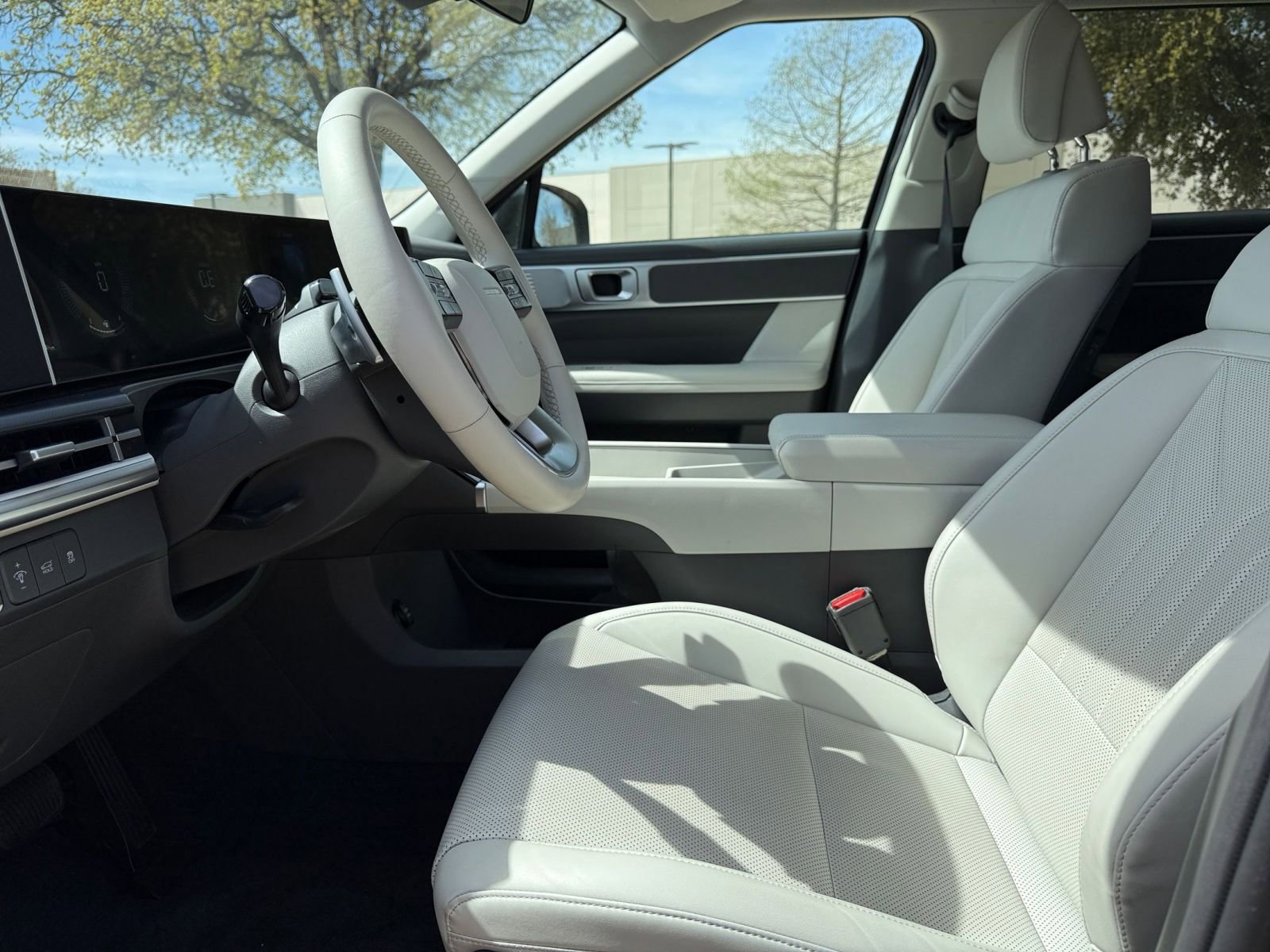 Thumbnail: 2025 Hyundai Santa Fe - 29