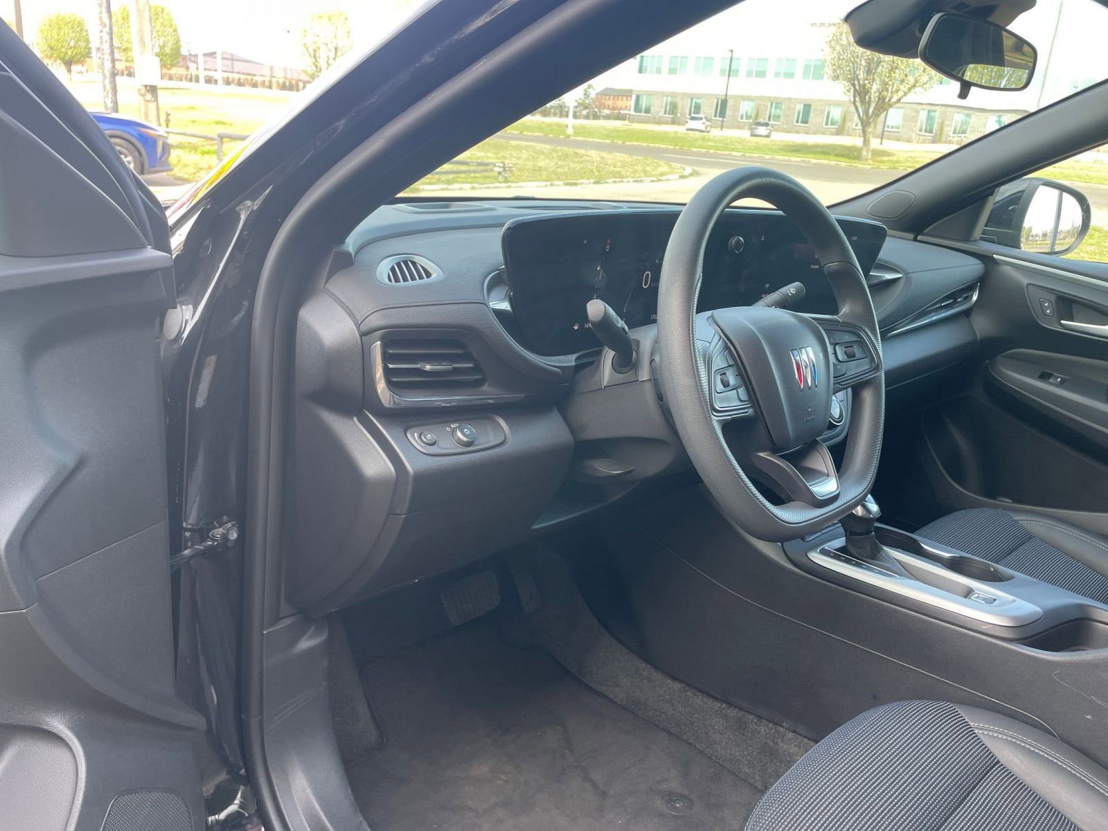 Thumbnail: 2025 Buick Envista - 33