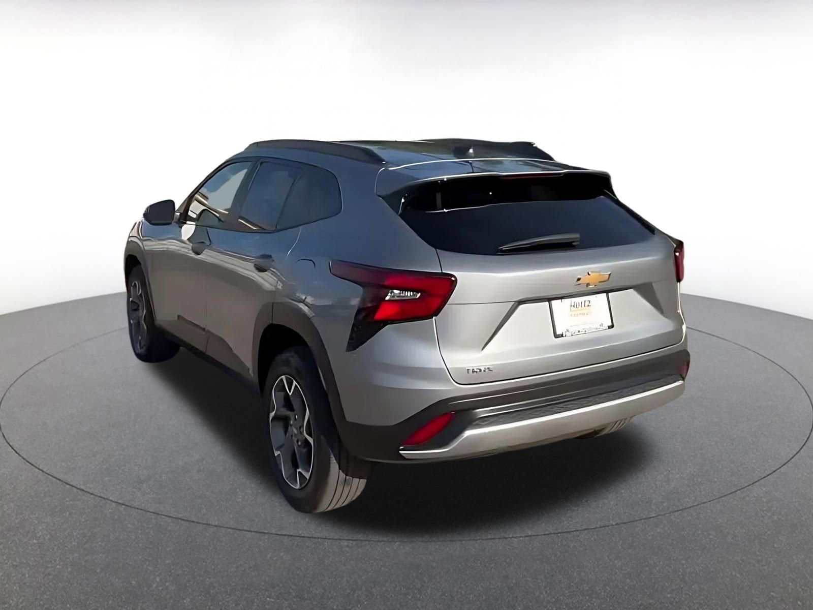 Thumbnail: 2025 Chevrolet Trax - 15