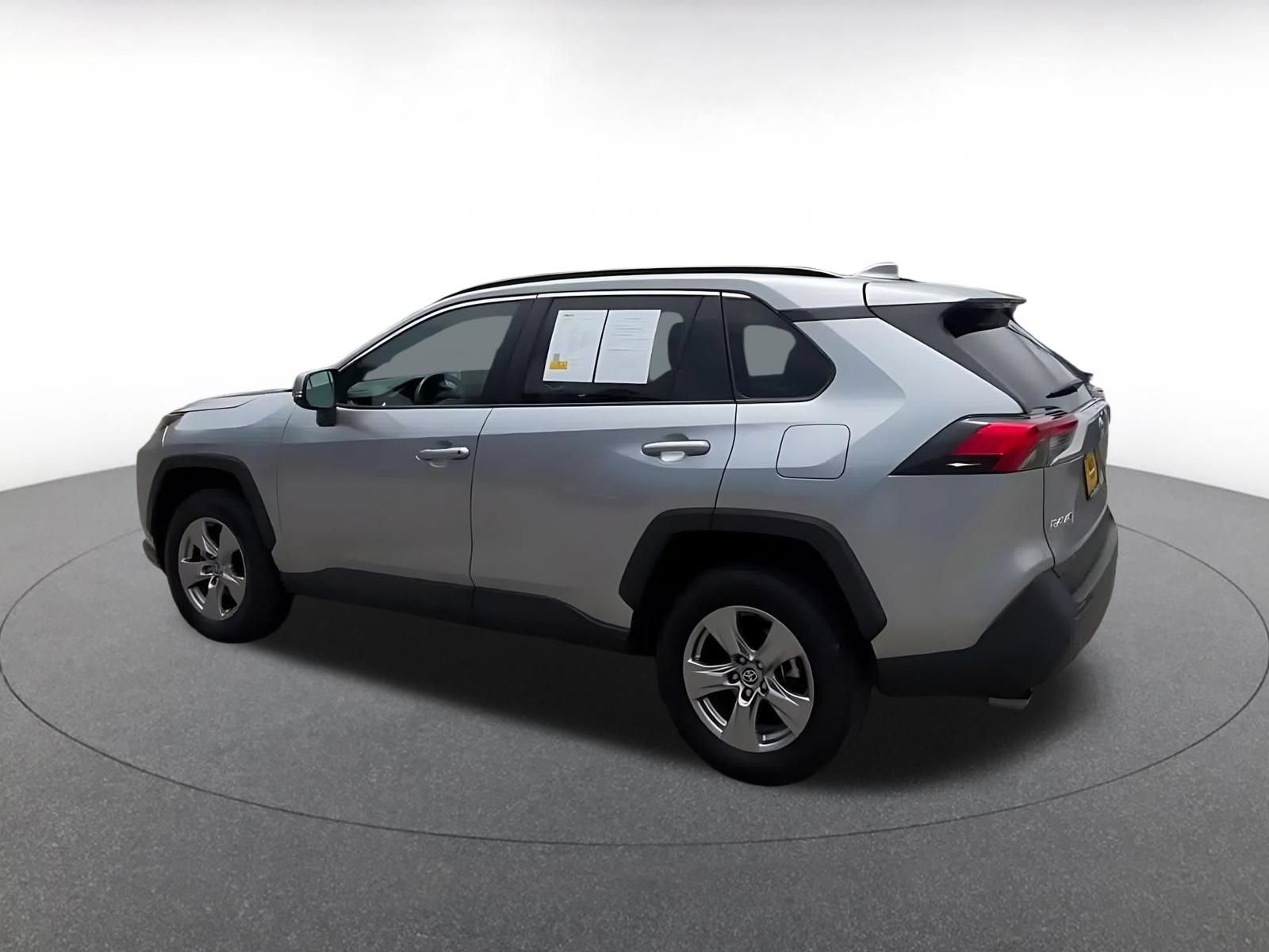 Thumbnail: 2025 Toyota RAV4 - 10