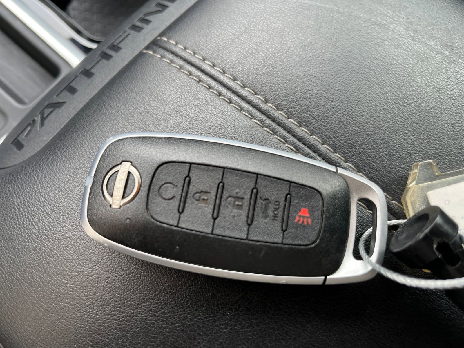 Thumbnail: 2025 Nissan Pathfinder - 27