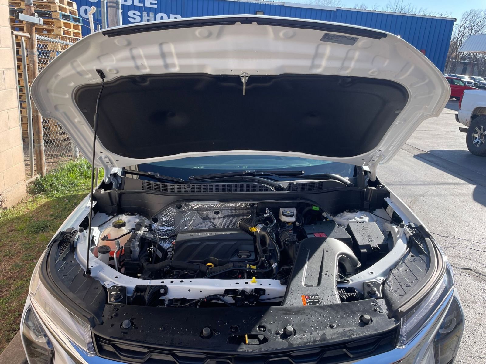 Thumbnail: 2025 Chevrolet Trax - 31