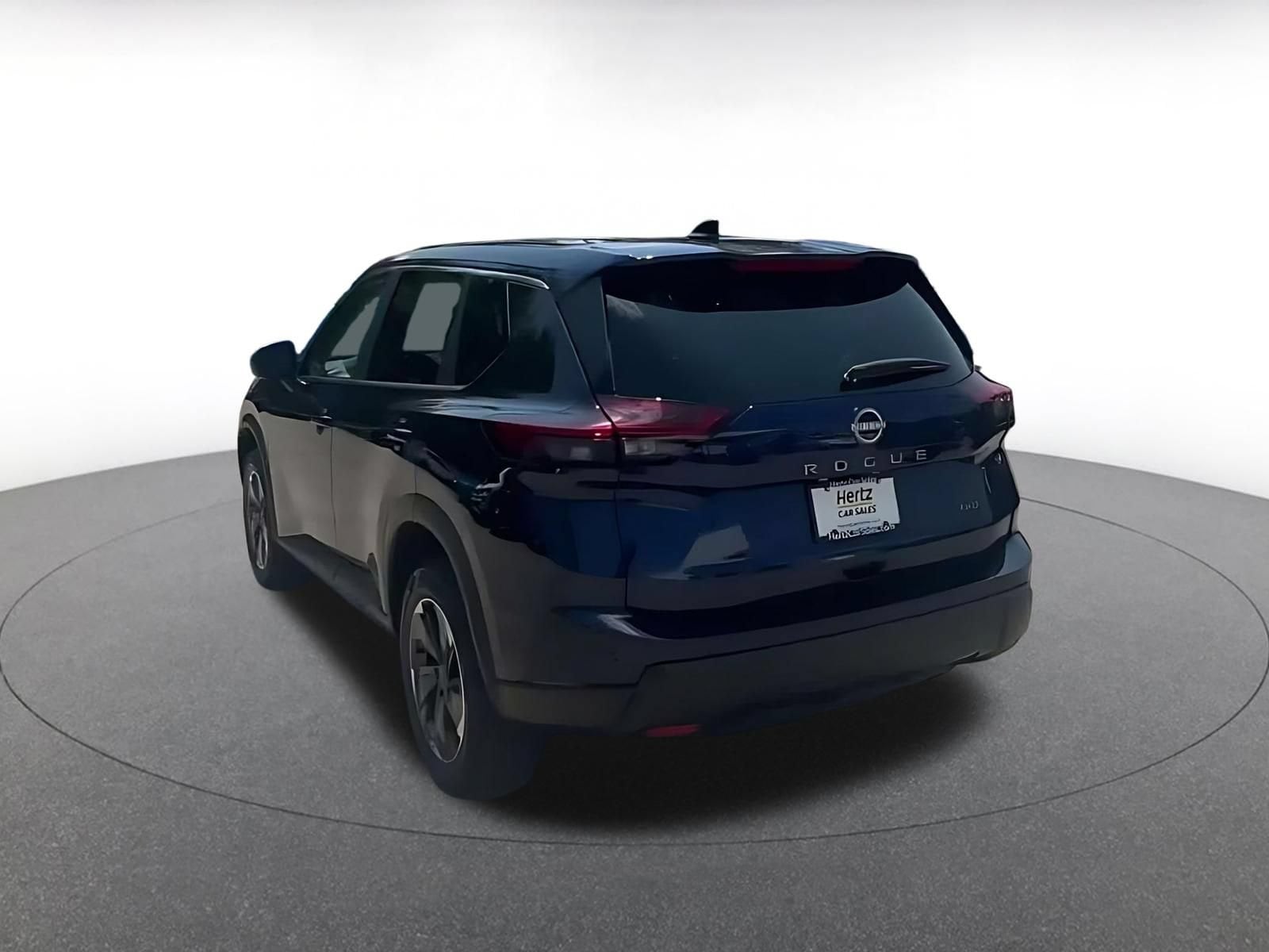 Thumbnail: 2026 Nissan Rogue - 10