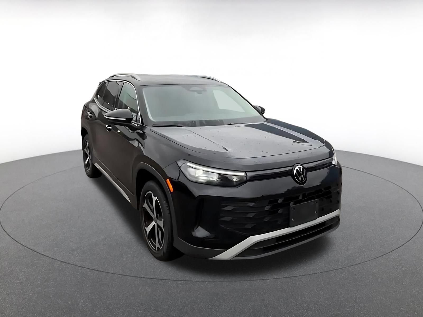 Thumbnail: 2026 Volkswagen Tiguan - 3
