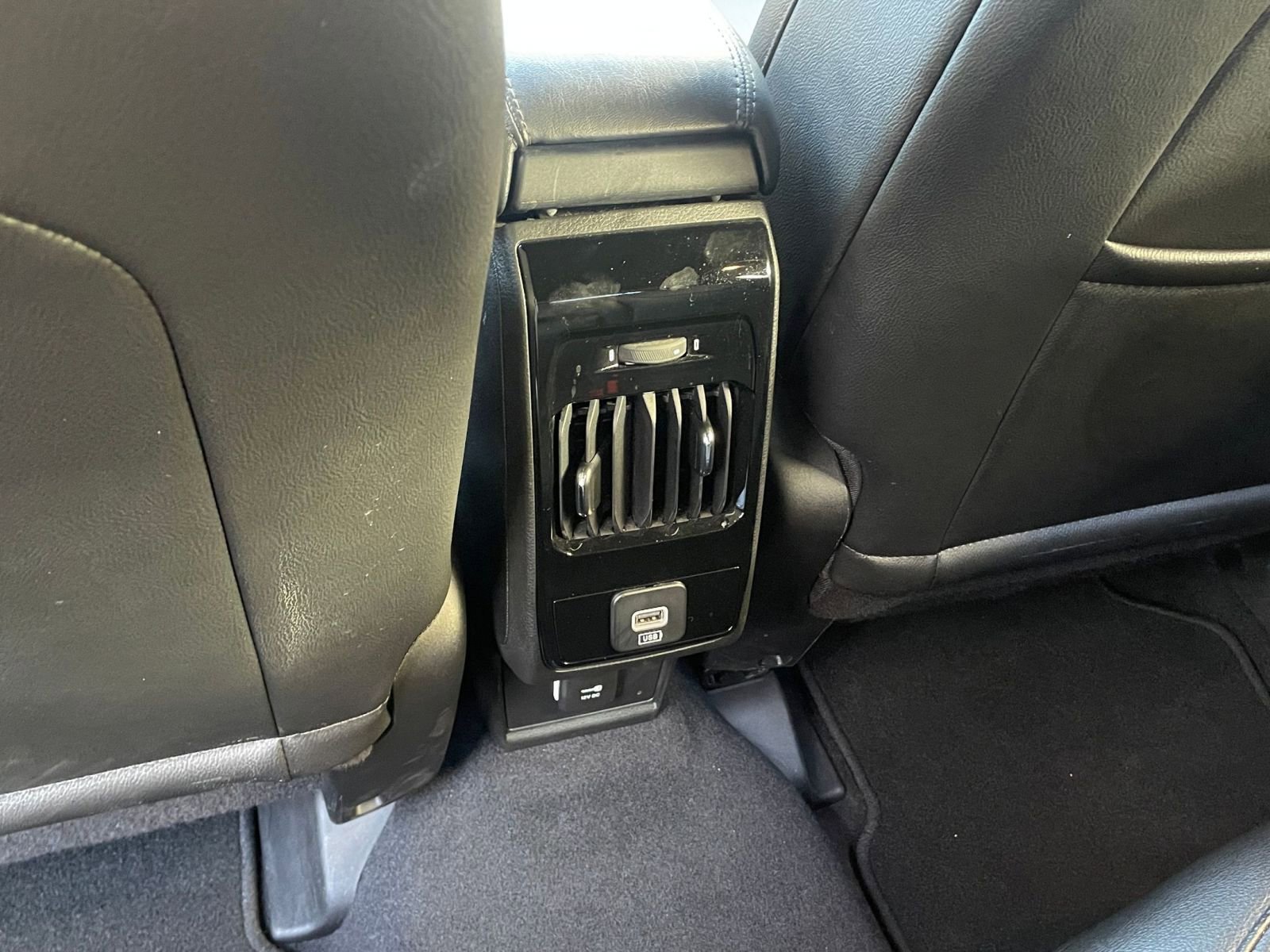 Thumbnail: 2025 Jeep Compass - 23