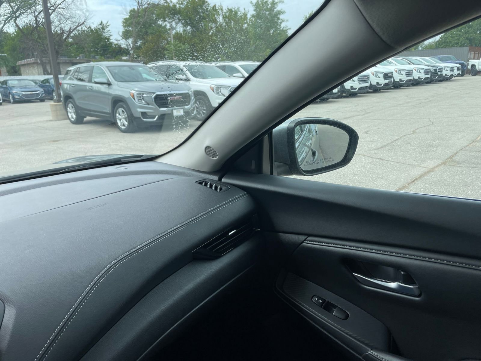 Thumbnail: 2024 Nissan Sentra - 33