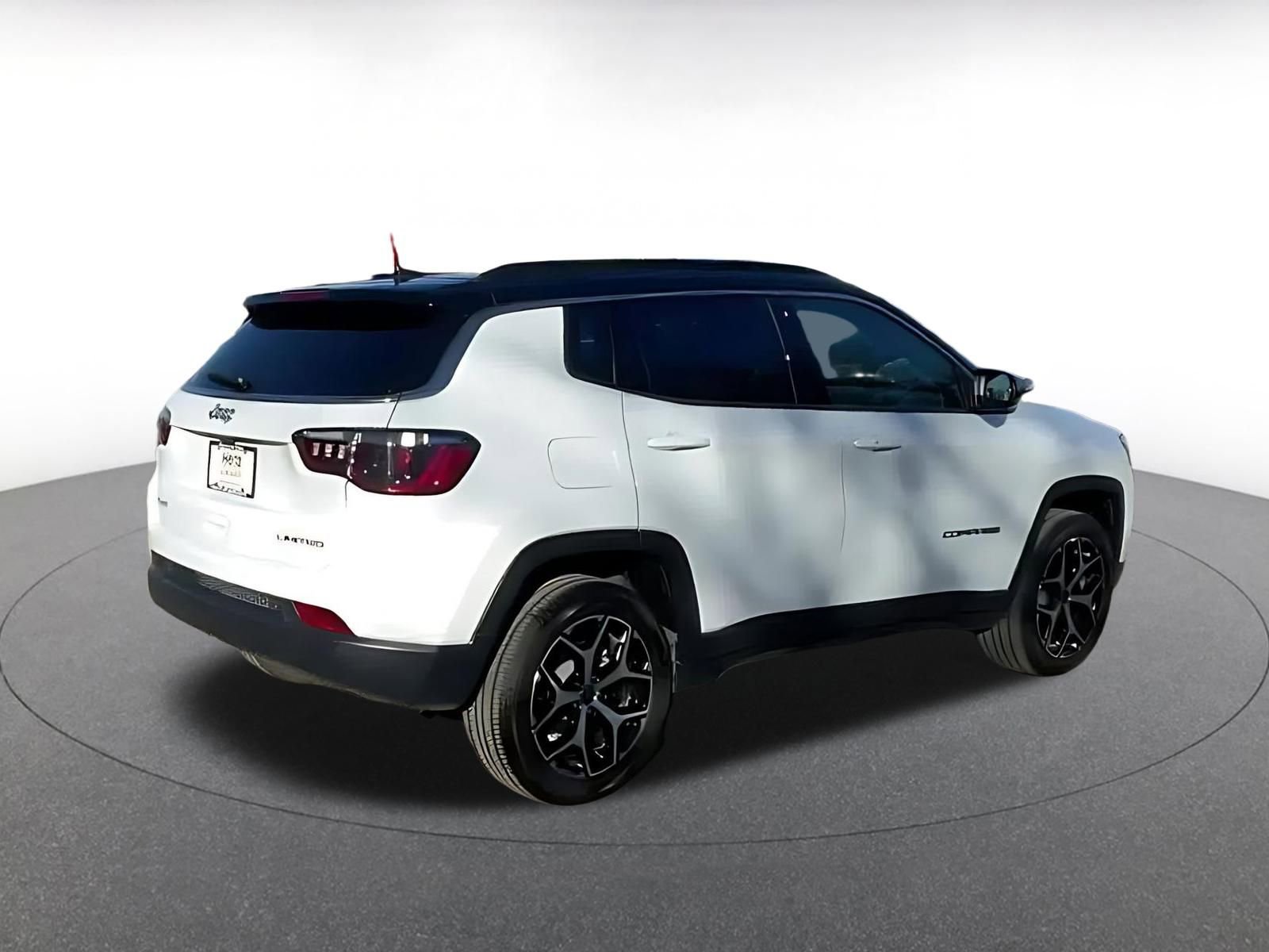 Thumbnail: 2025 Jeep Compass - 11