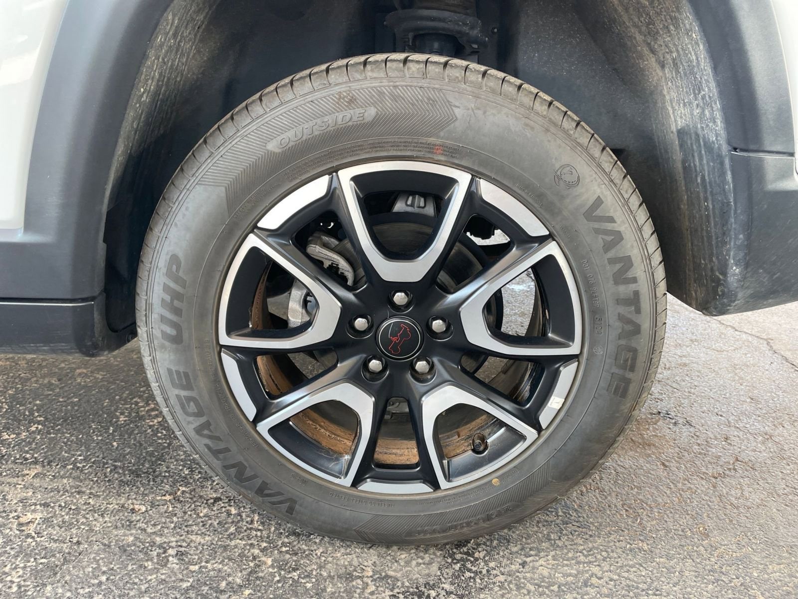 Thumbnail: 2025 Jeep Compass - 29