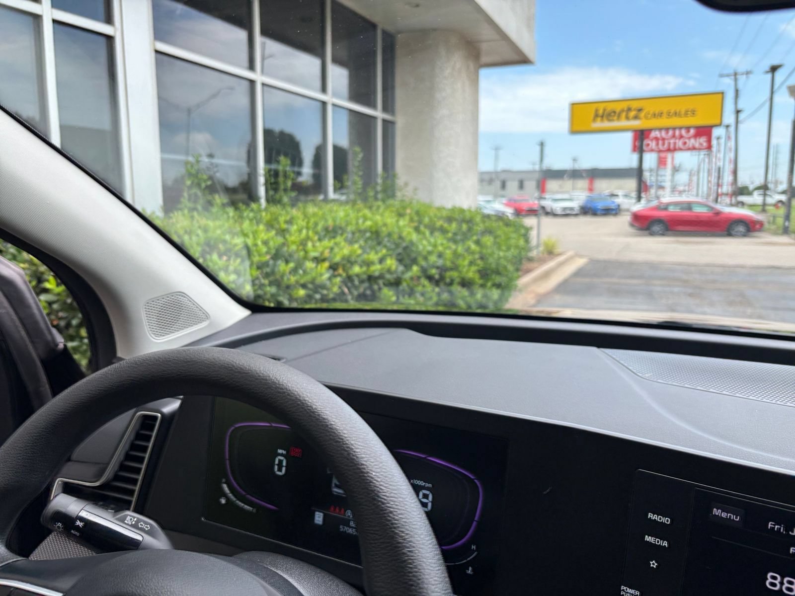 Thumbnail: 2025 Kia Sportage - 33
